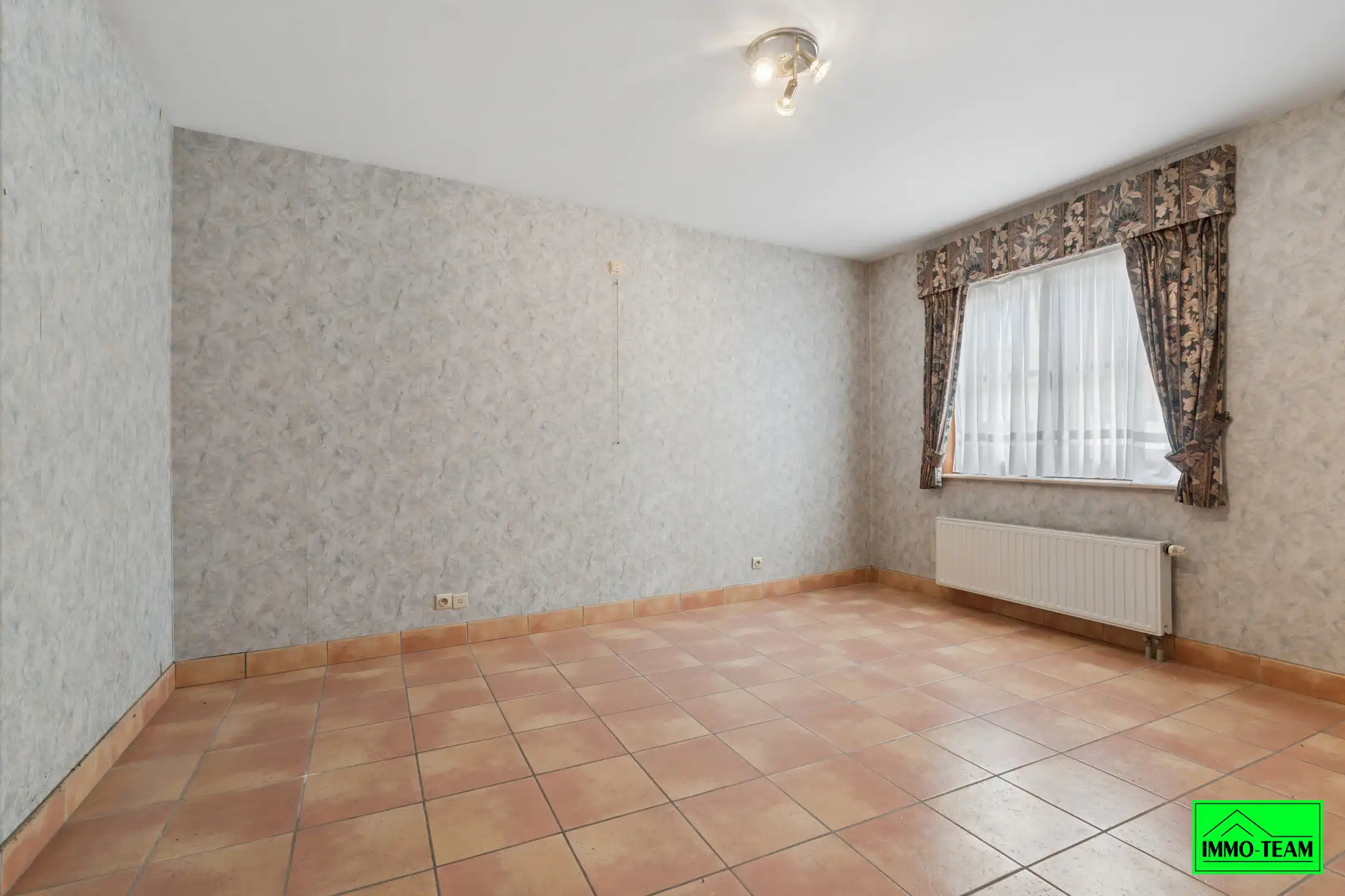 Gezellige 3-gevelwoning nabij dorpskern Iddergem foto 14