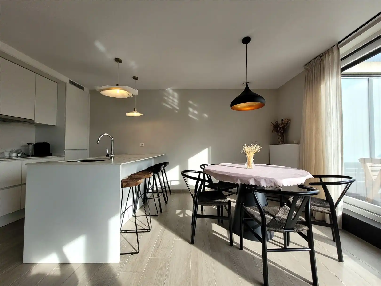 Gemeubeld duplex appartement aan de zonnekant foto 9