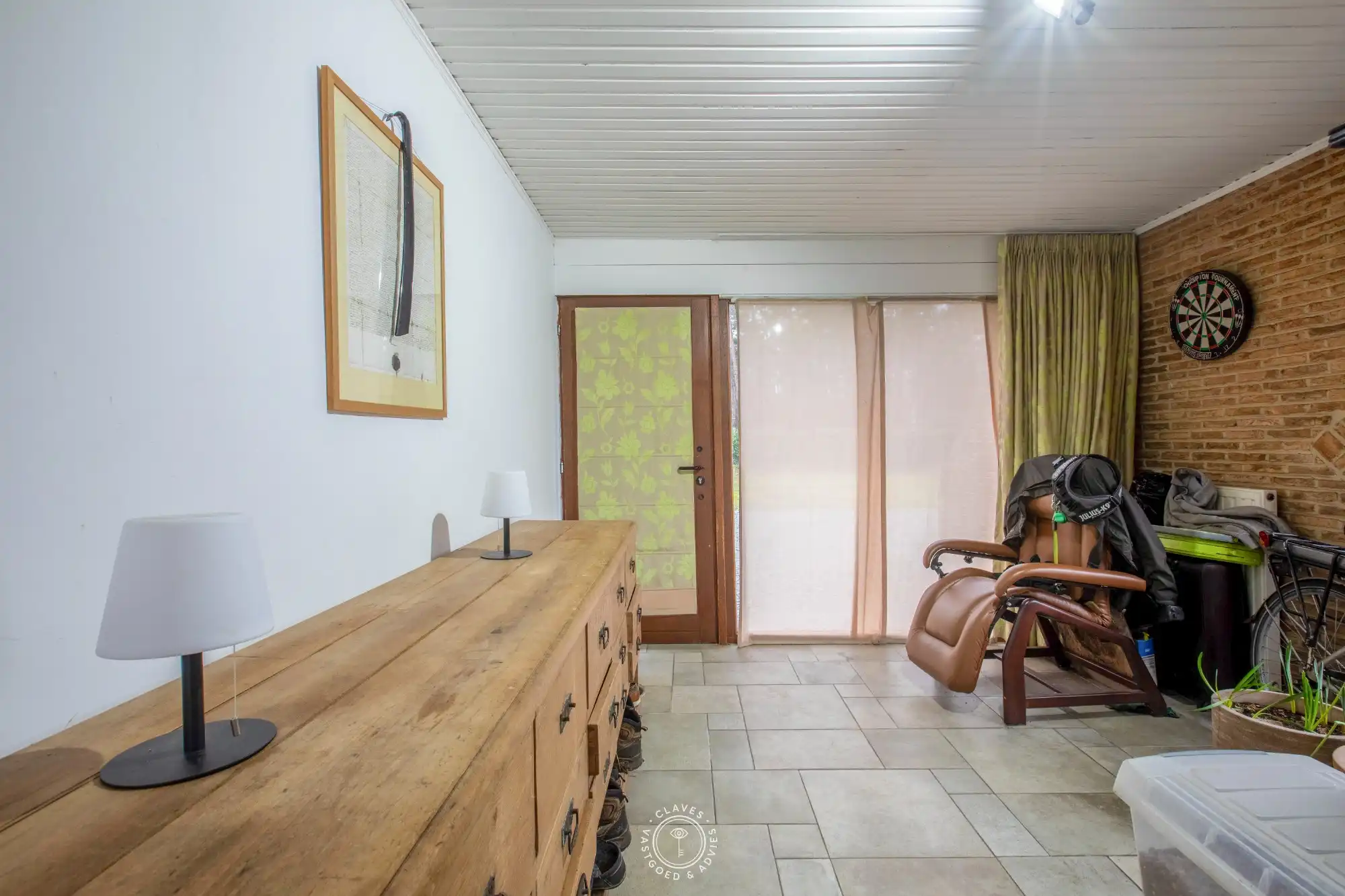 Charmante woning op uitzonderlijk groot perceel foto 9