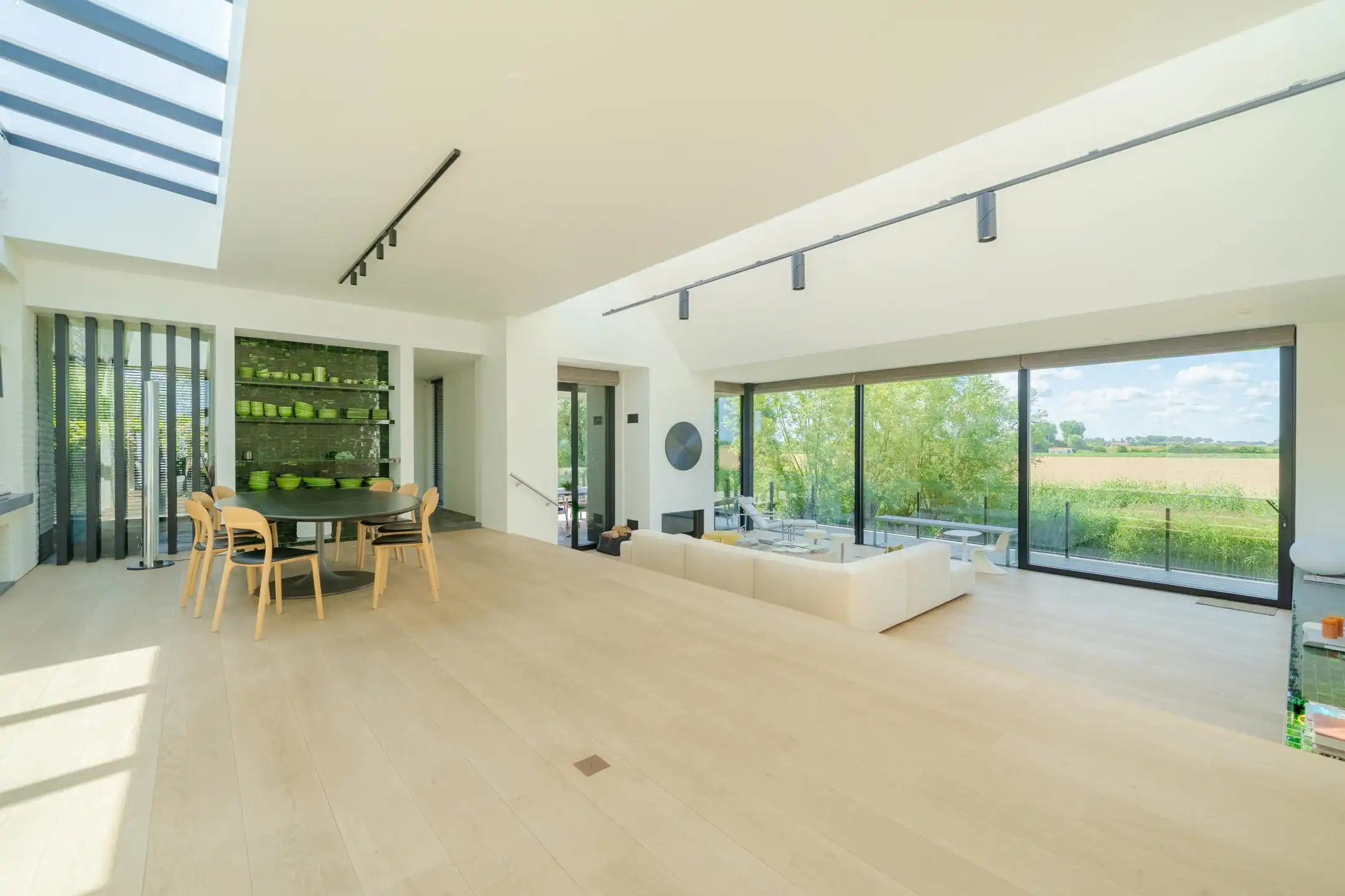 Karaktervolle hoeve met authentieke charme en een verfijnde, luxueuze afwerking op een uniek domein van 2.913 m²... foto 10