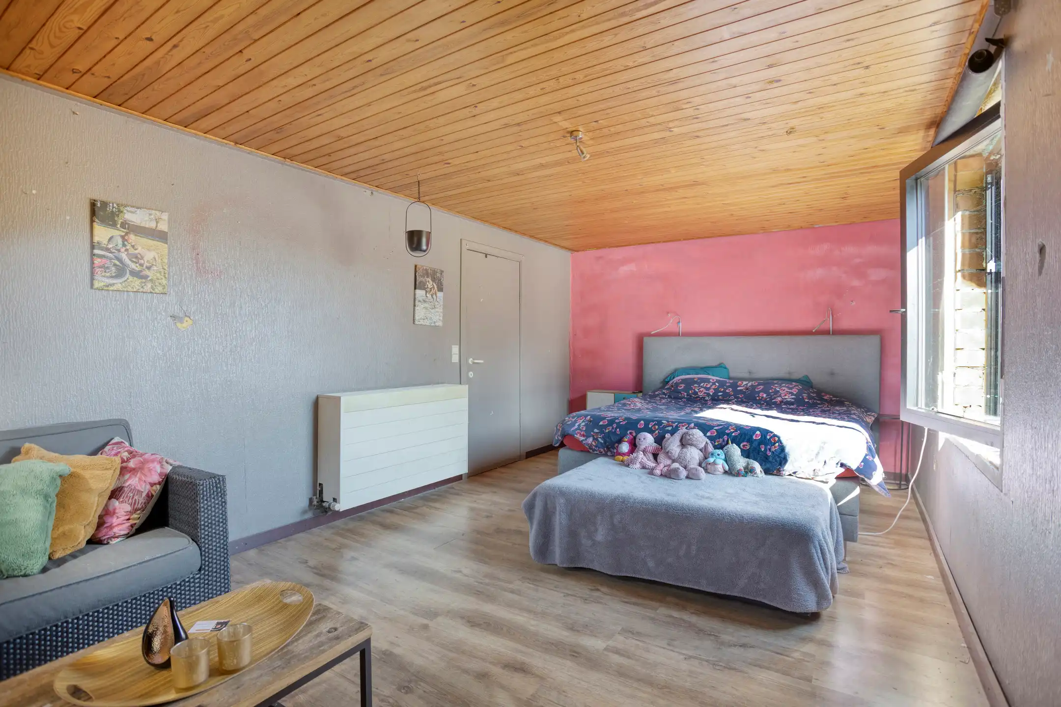 Te renoveren vrijstaande woning met veel potentieel foto 15