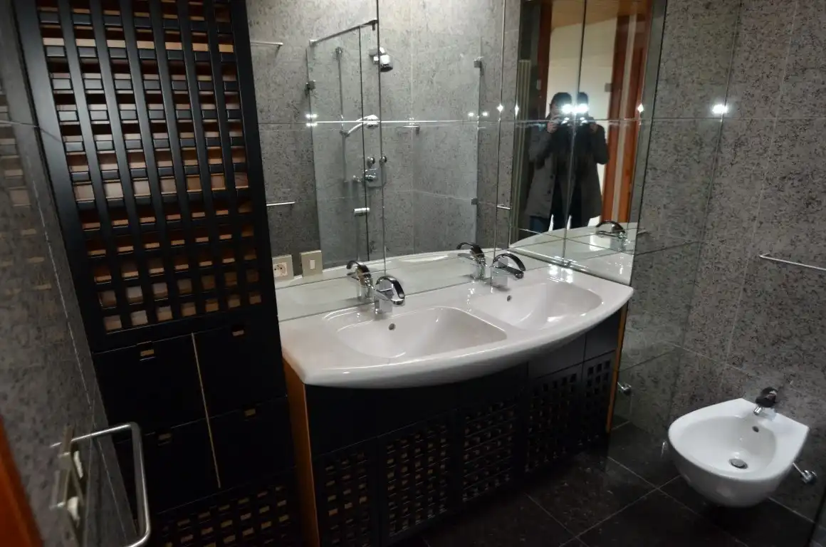 Modern dakappartement met 2 slpks en garage foto 14