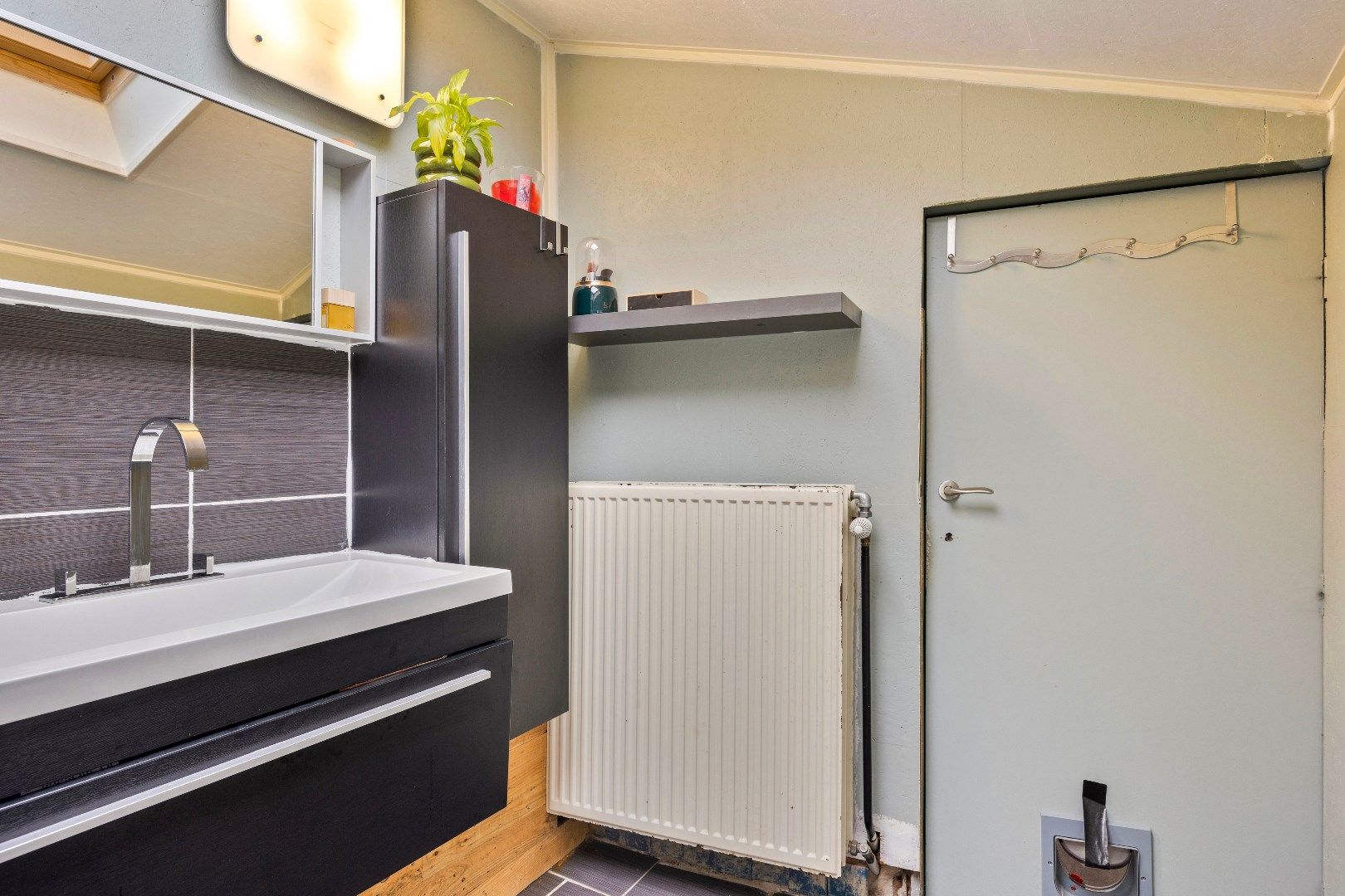 Instapklare woning met 3 slaapkamers en tuin te centrum Halle foto 13