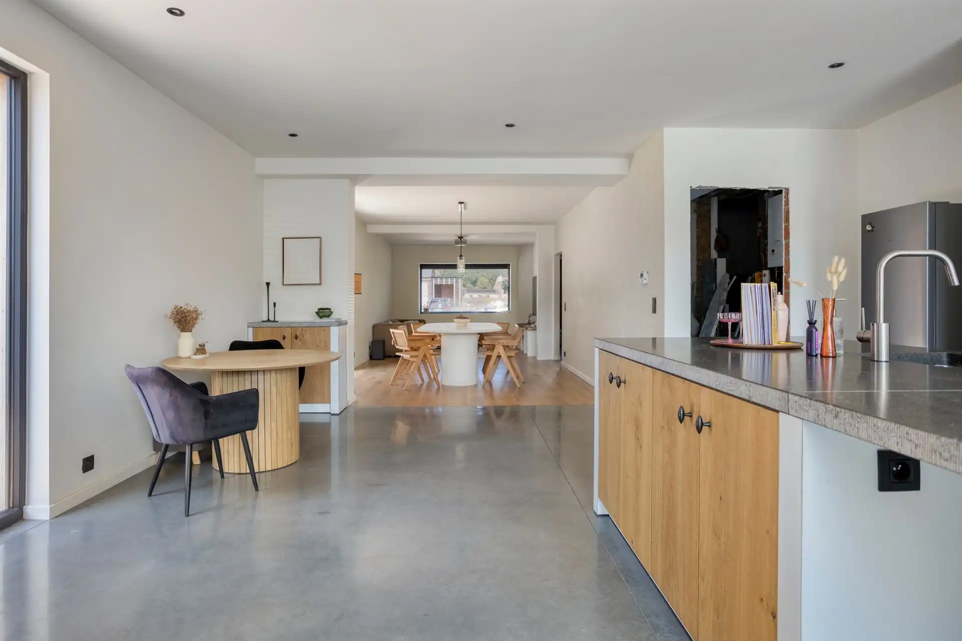 Prachtig gerenoveerde woning met 3 slpk's te Nijlen. foto 11