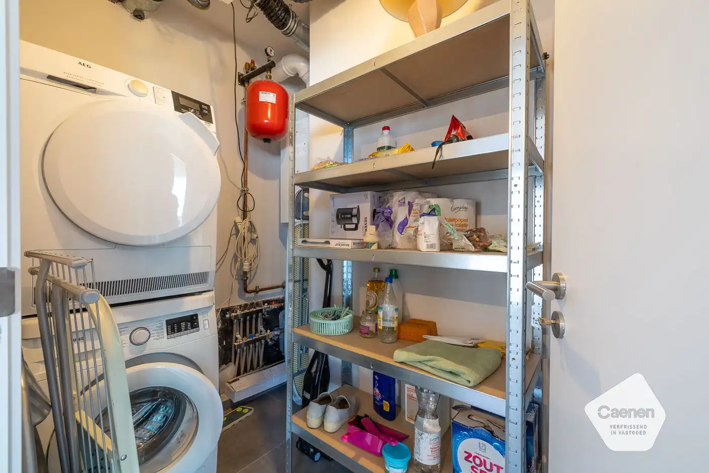 Luxe woonappartement op toplocatie nabij de zee! foto 12