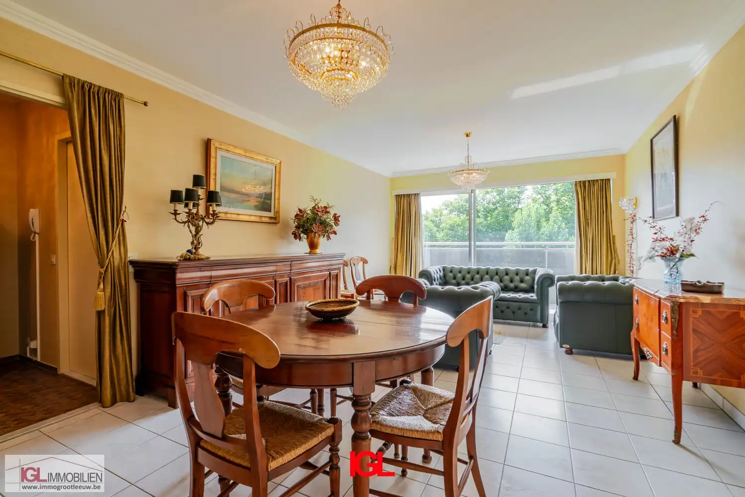 Appartement met prachtig zicht aan kanaalzone te Anderlecht foto {{pictureIndex}}