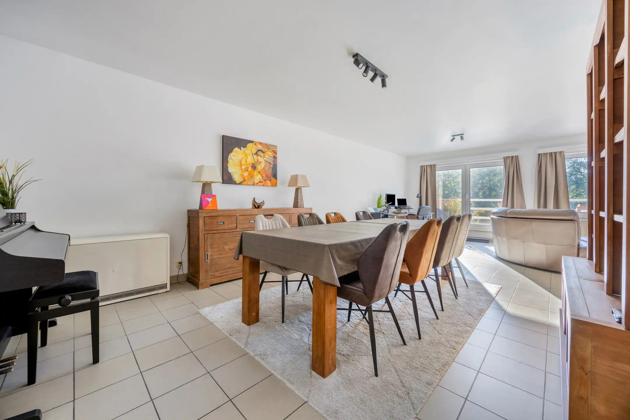 Ruim appartement met 3 slaapkamers nabij centrum Brasschaat foto 4