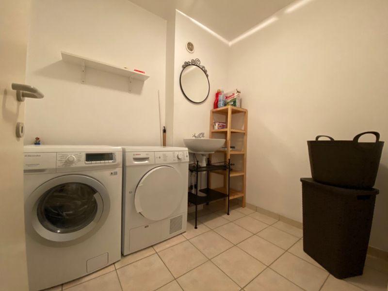 Ruim duplexappartement met 3 slaapkamers foto 5