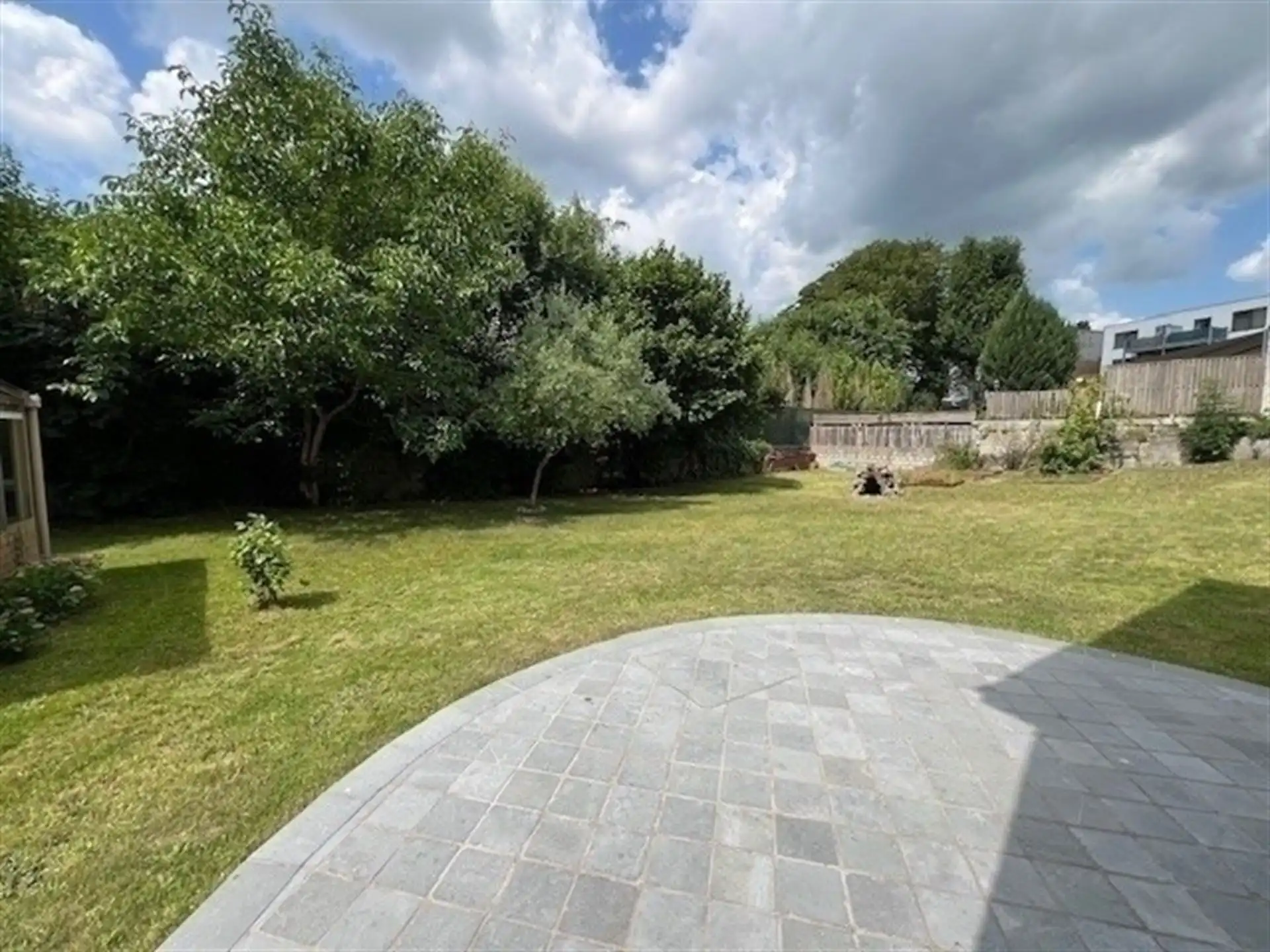 Karakterwoning met 5 slpks, autostaanplaats en grote tuin! foto 22