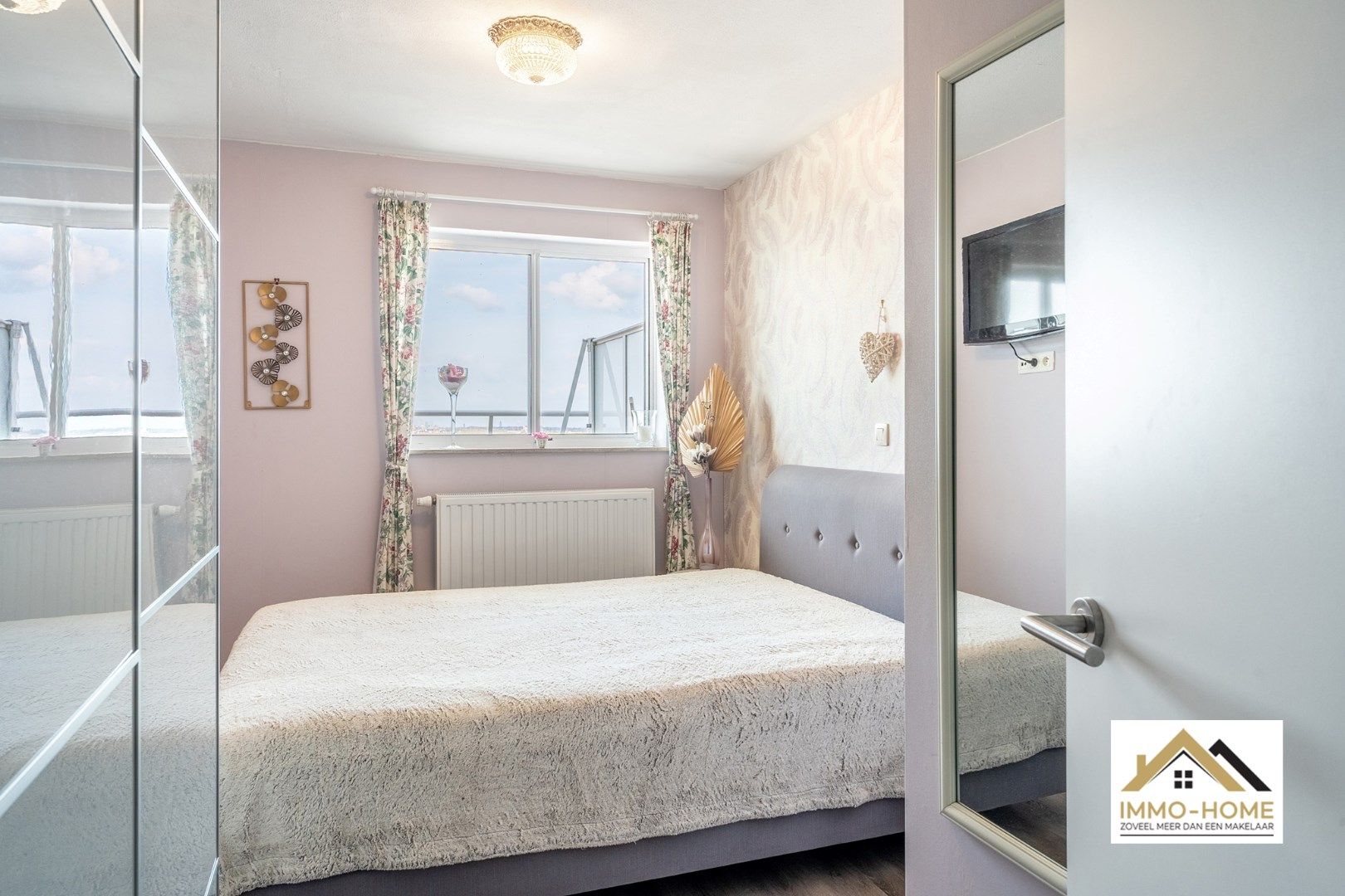 Prachtig hoekappartement met frontaal zeezicht foto 19
