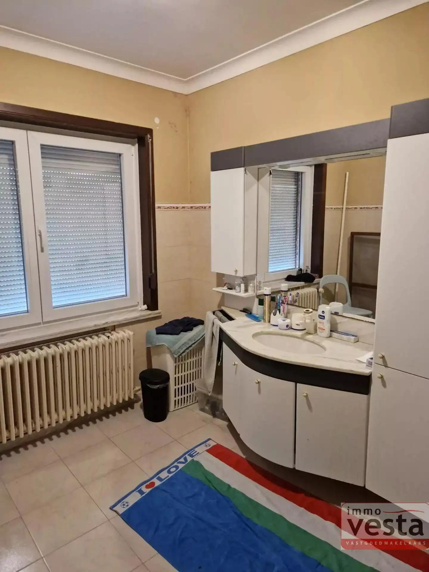 Woning met 2 slaapkamers, garage en tuin foto 13