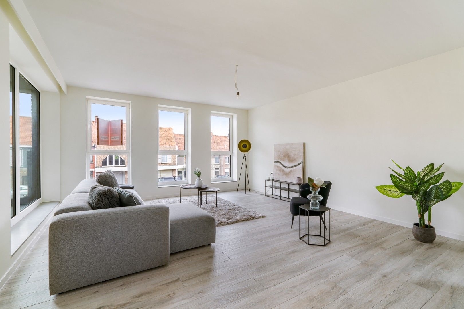 Zeer ruim, volledig afgewerkt nieuwbouwappartement (ca. 140 m²) foto 4