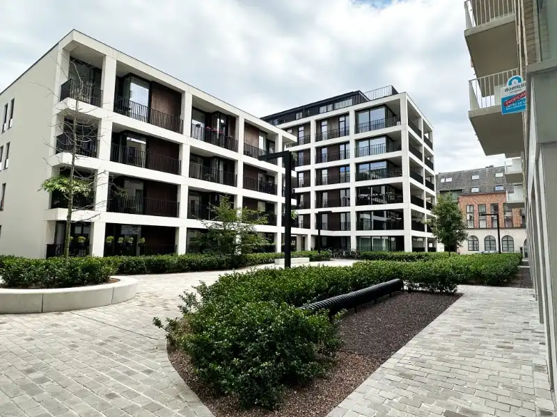 Modern nieuwbouwappartement te koop in Roeselare met gunstige oriëntatie foto 2