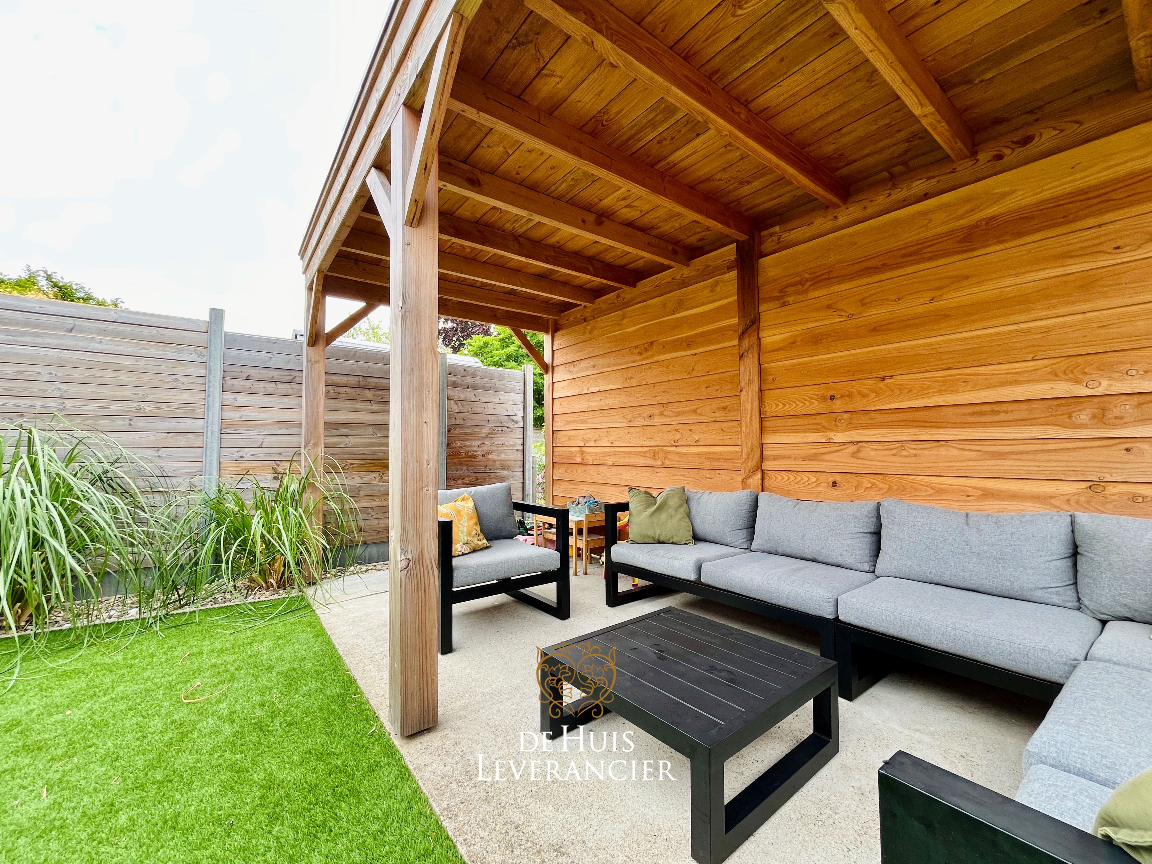 Instapklaar pareltje in Kontich Kazerne te koop, rustig gelegen bel-etage mét tuin foto 3