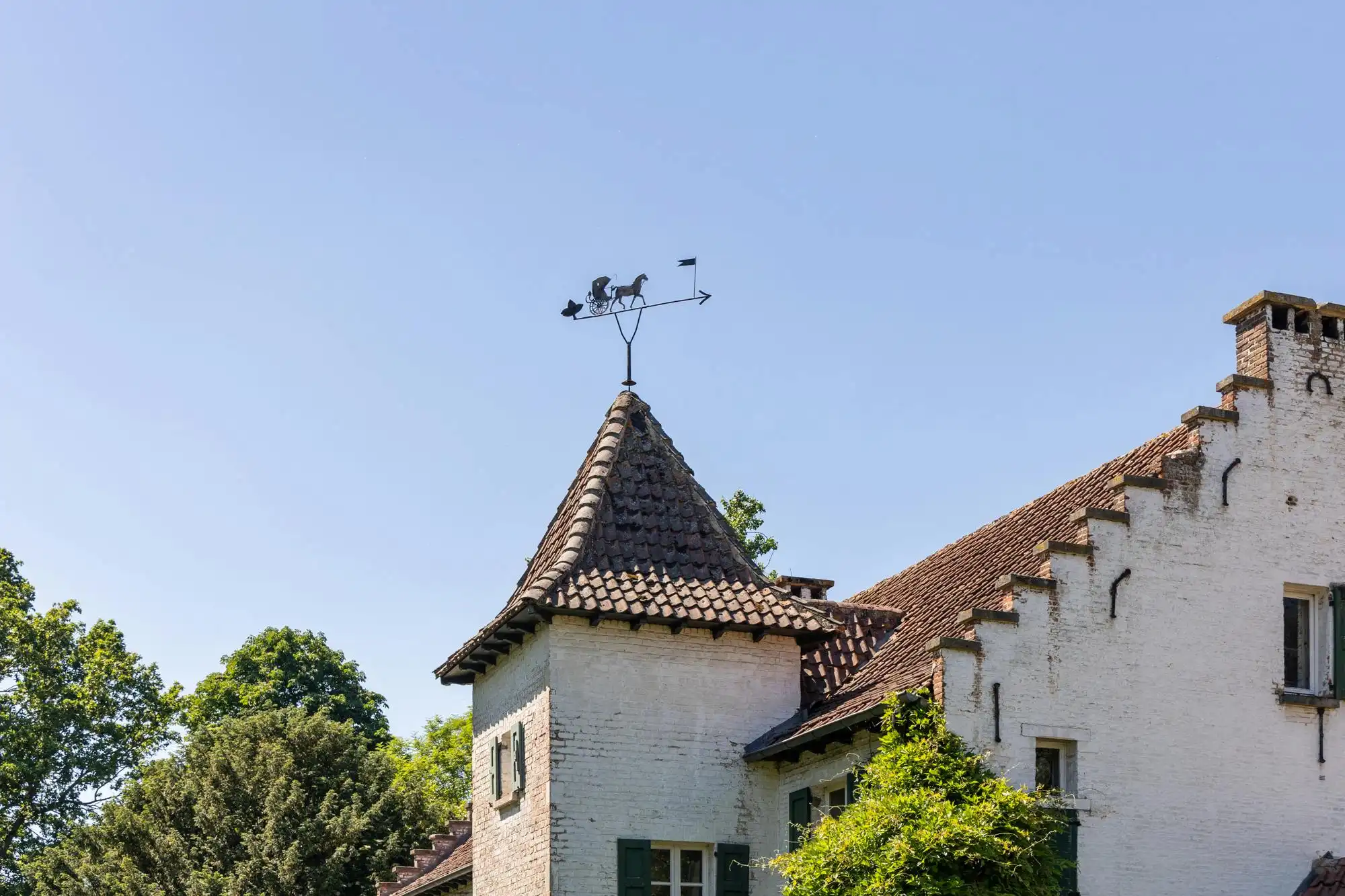Historische kasteelhoeve en waterburcht te koop in Grimbergen  foto 7