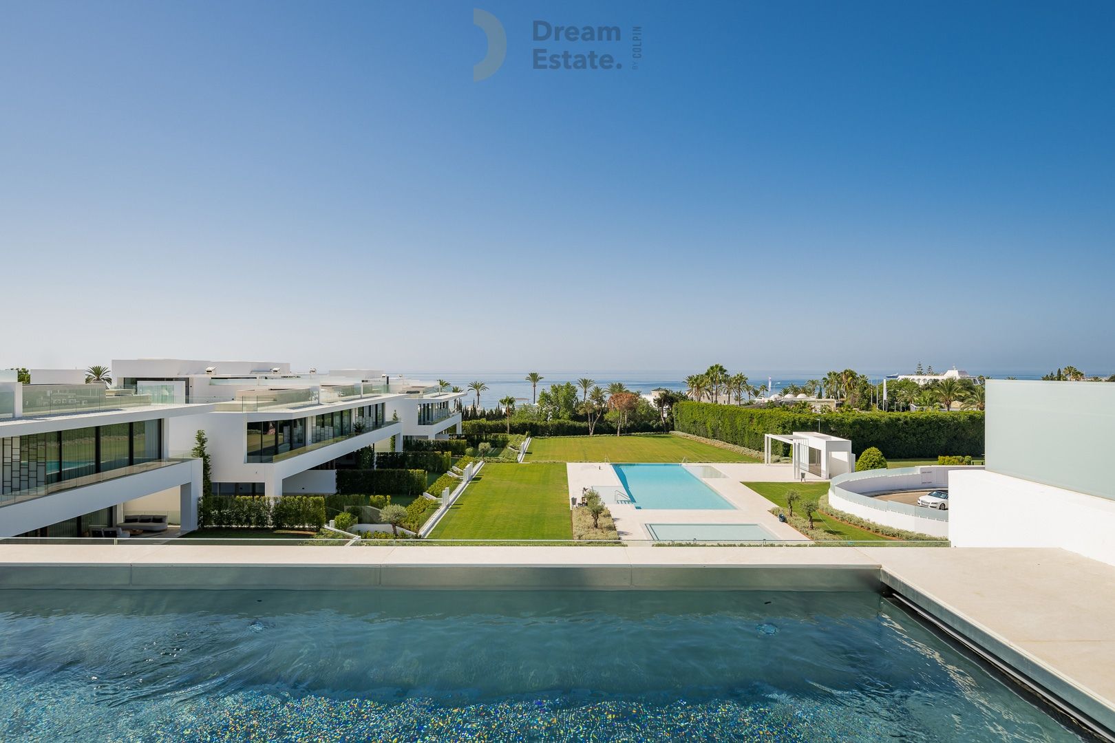 Top notch villa langs de Golden Mile met zicht op zee, Marbella. foto 27