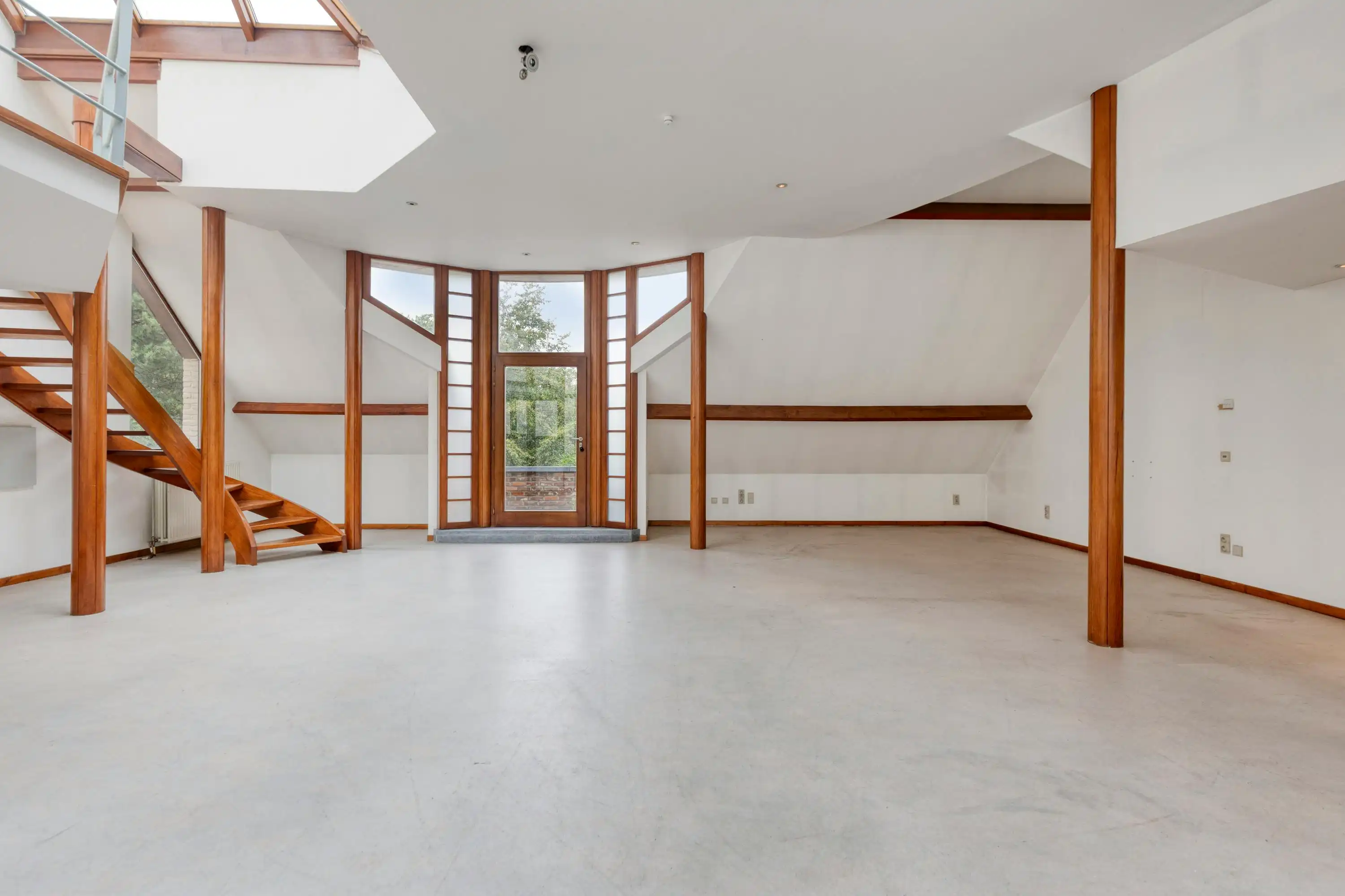 Woning te koop met ruime polyvalente ruimte te Essen-Heikant foto 12