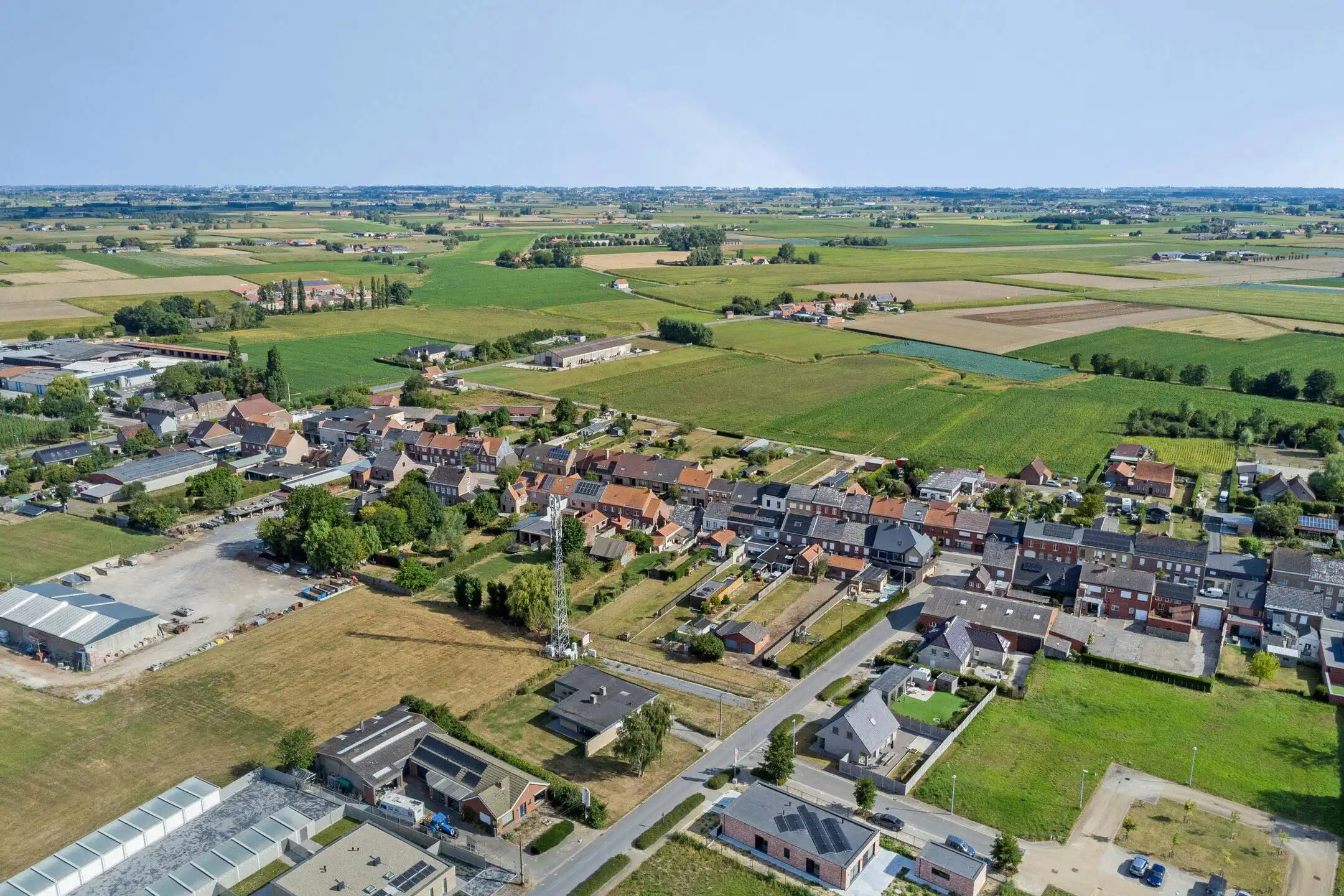 Karaktervol huis met zonnige tuin, 3 slaapkamers én garage met uitweg foto 28