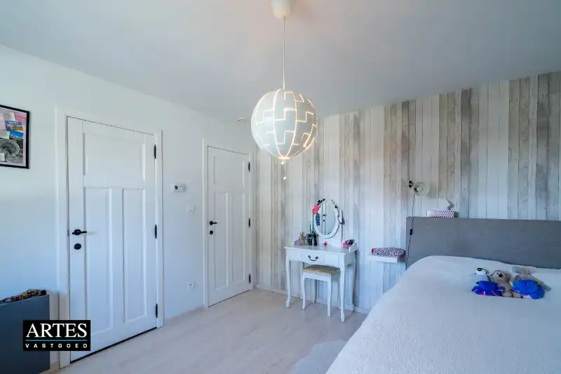 Karaktervolle woning met moderne luxe foto 31