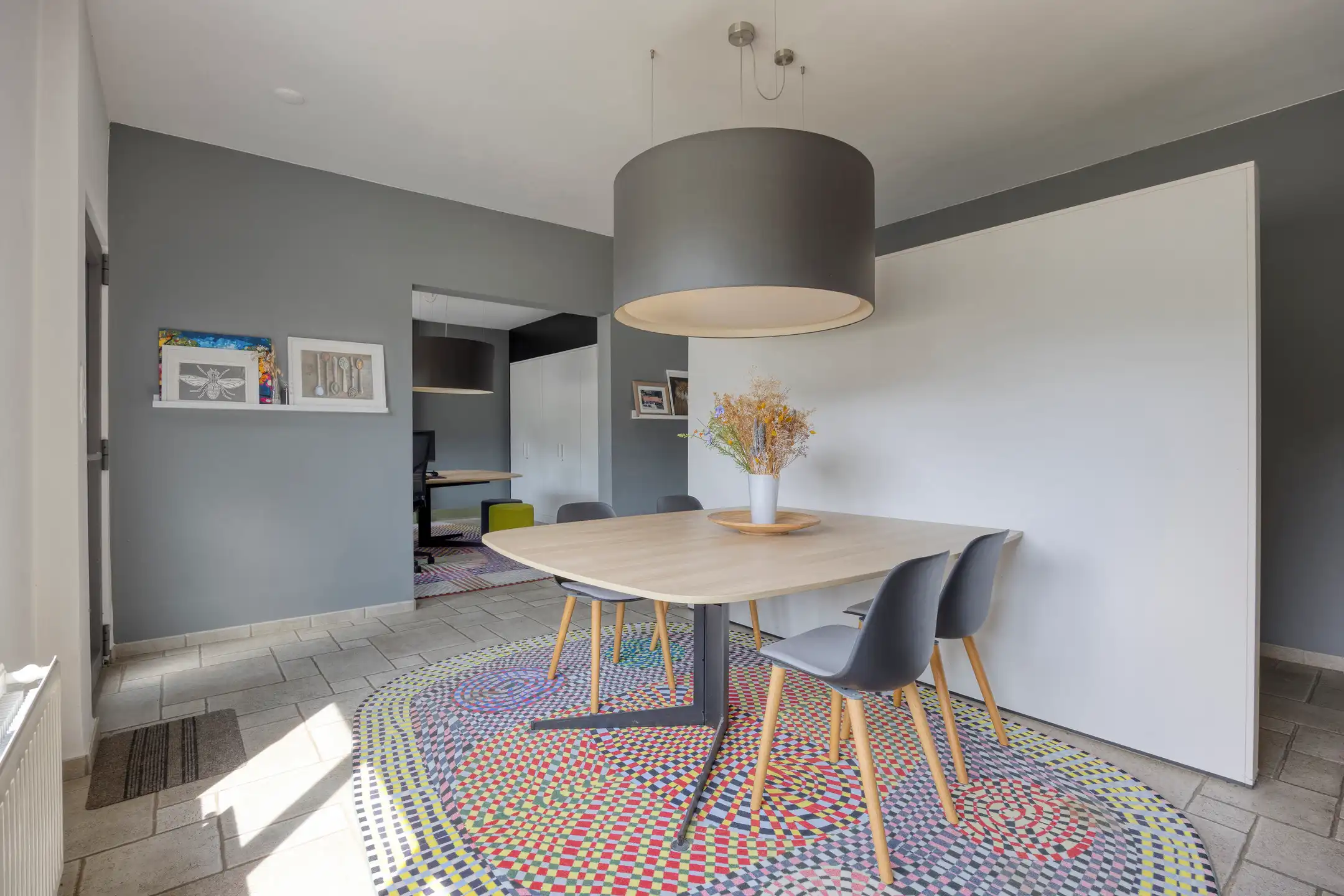 Woning met handelsruime op een strategische locatie foto 2