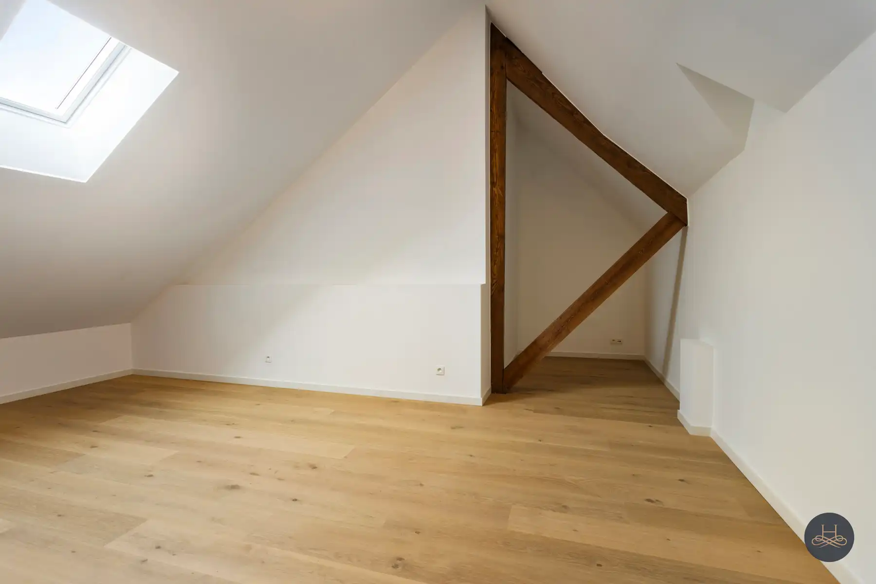 Prachtige trendy penthouse met terras foto 18