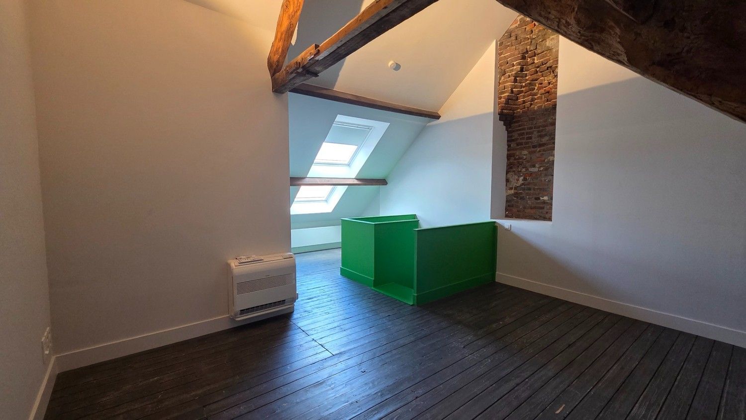 PRACHTIGE STADSWONING MET 2 SLAAPKAMERS EN TUIN foto 17