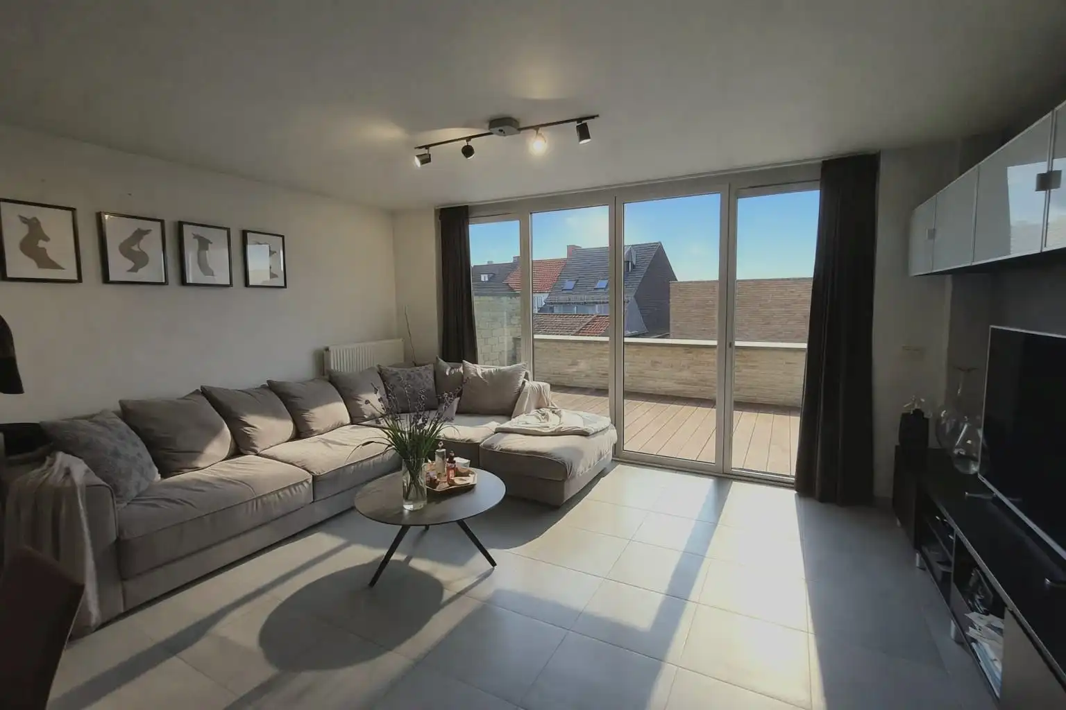 CENTRAAL GELEGEN APPARTEMENT IN CENTRUM TIELT foto 2