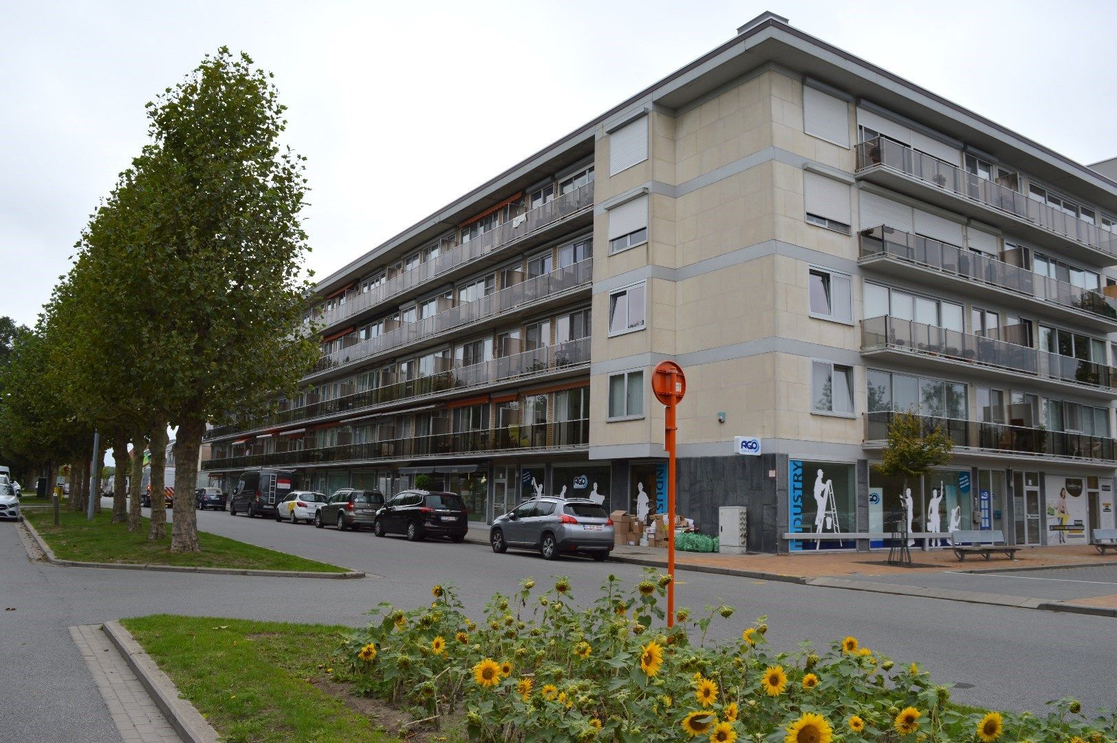 Gelijkvloers 1 slaapkamer appartement in het centrum van Gullegem foto 6