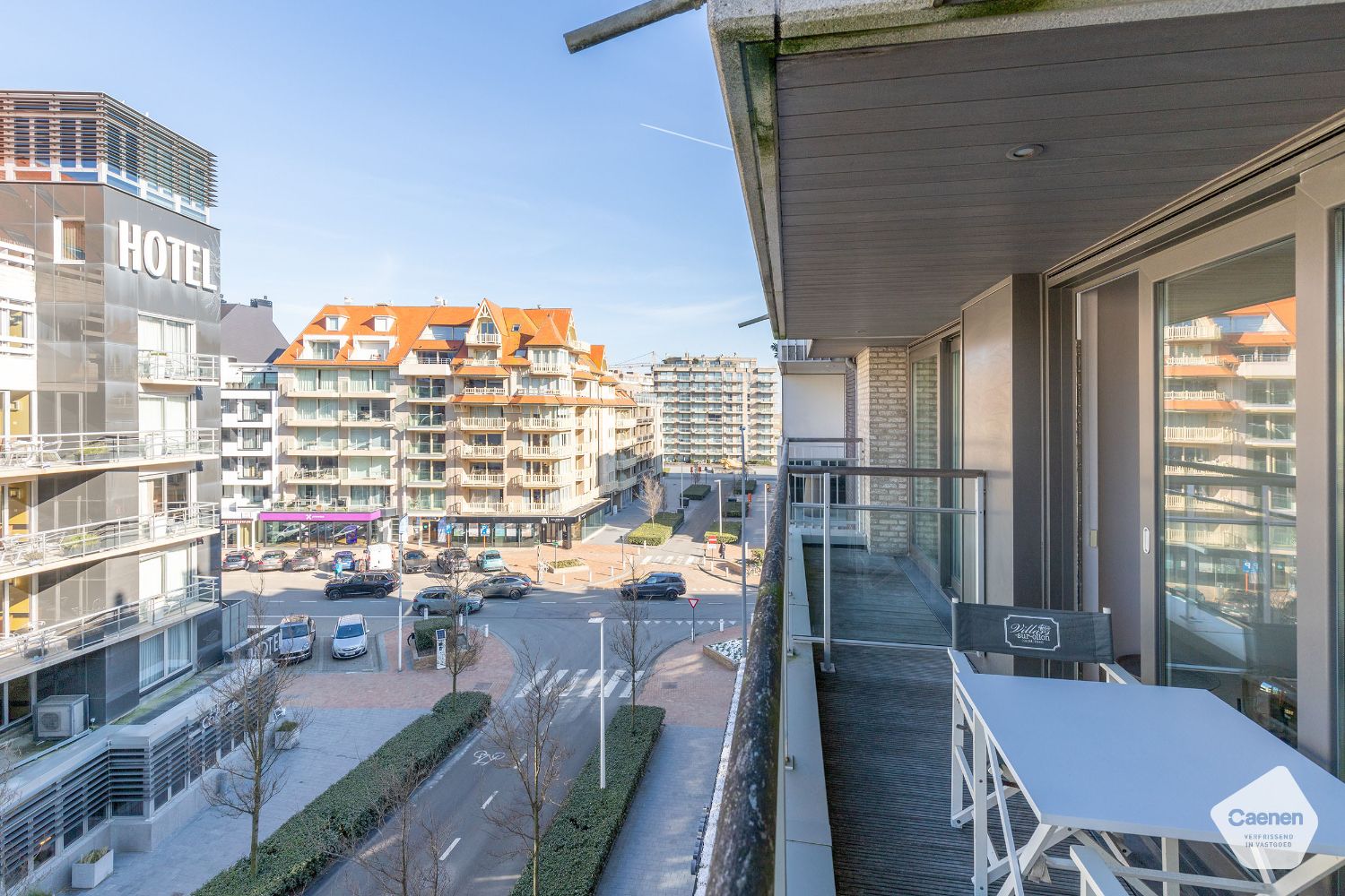Instapklaar appartement met 2 slaapkamers en 2 terrassen foto 9