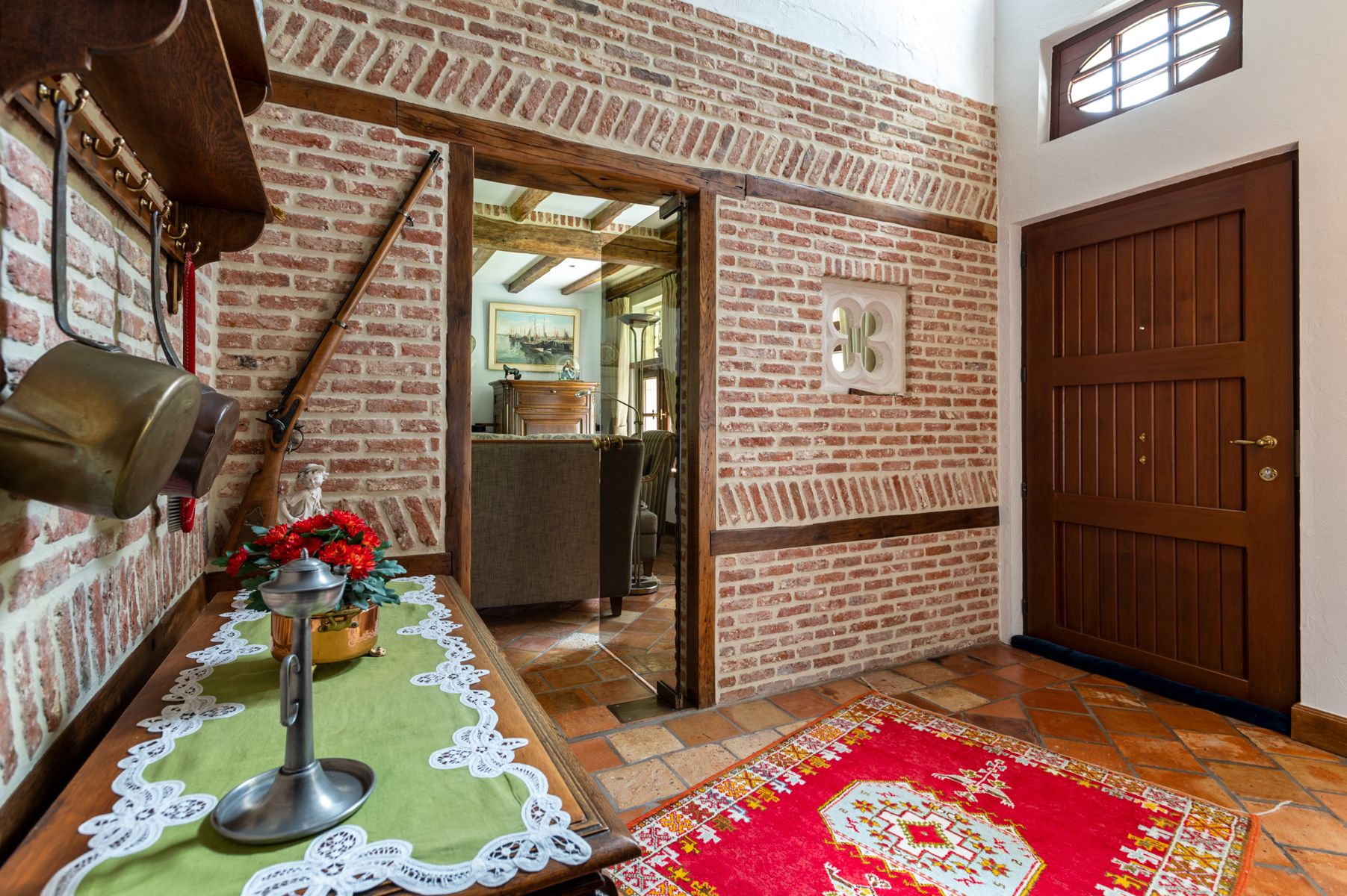 Goed onderhouden villa met prachtige tuin op ca. 3.136 m2. foto 12