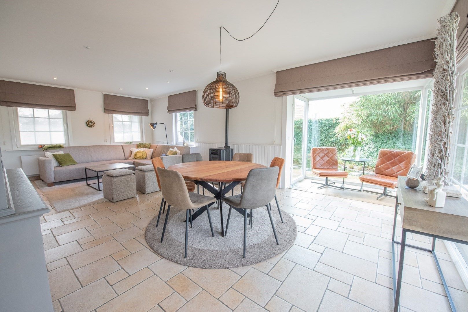 Te koop in Zulte – Alleenstaande villa met karakter op toplocatie  foto 7