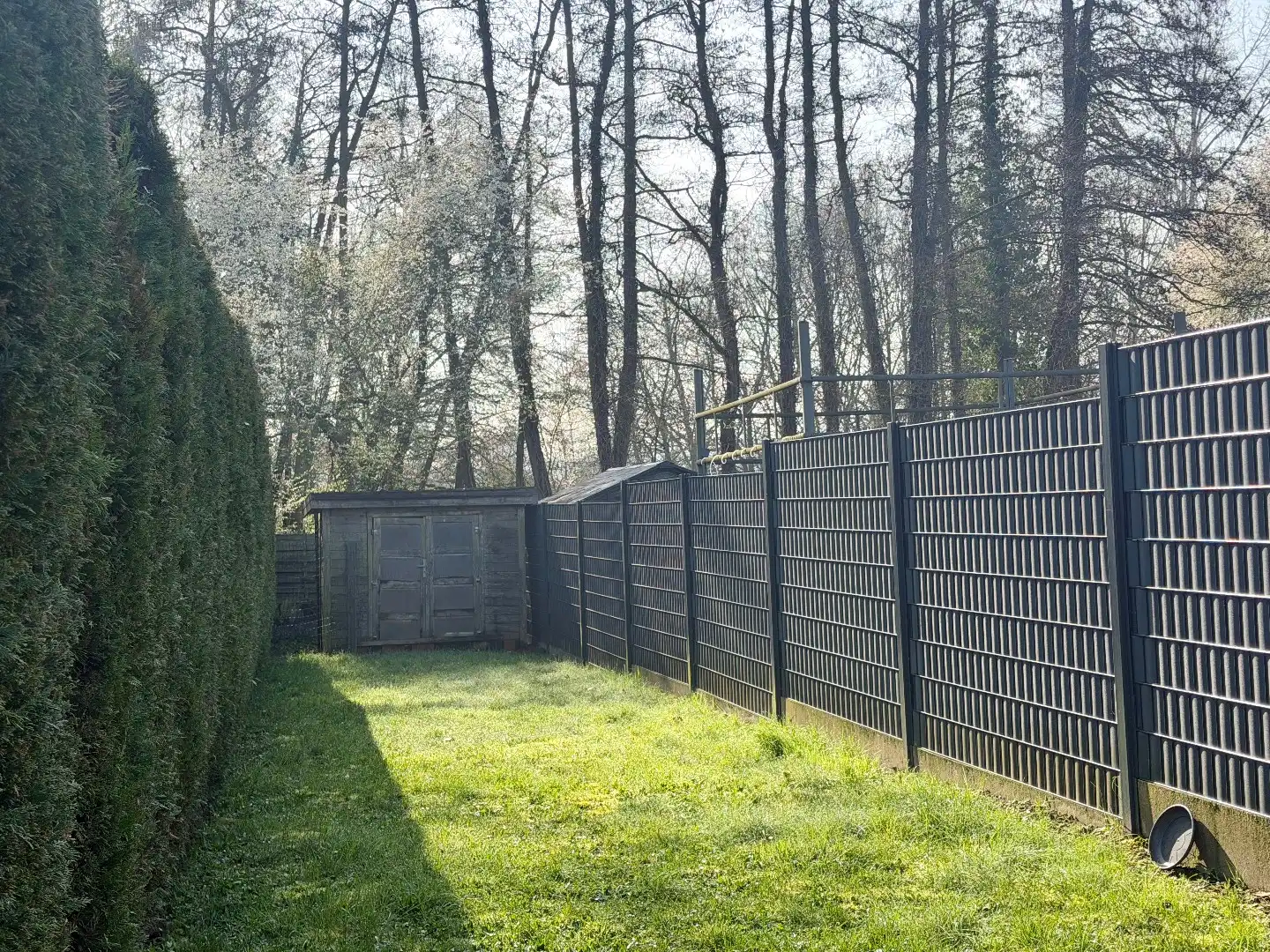 Gerenoveerde rijwoning met zuidgerichte tuin in Wervik te koop. foto 12