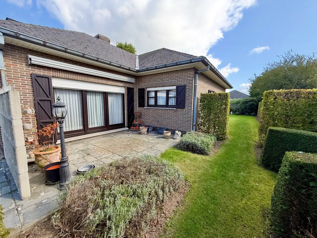 Centraal gelegen woning met 3 slaapkamers en mooie tuin! foto 19