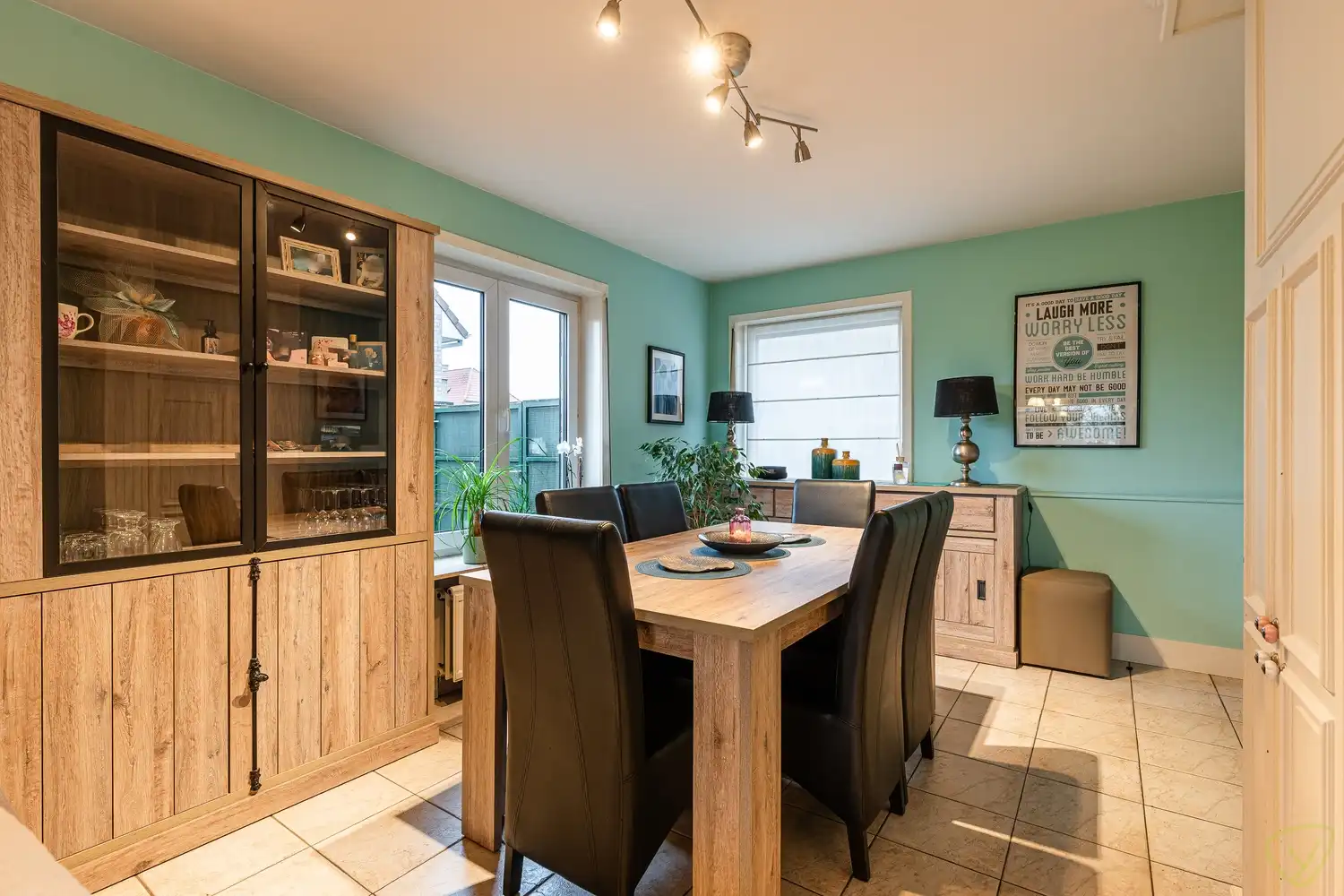 Instapklare halfopen bebouwing in gezellige verkaveling te Eeklo foto 3