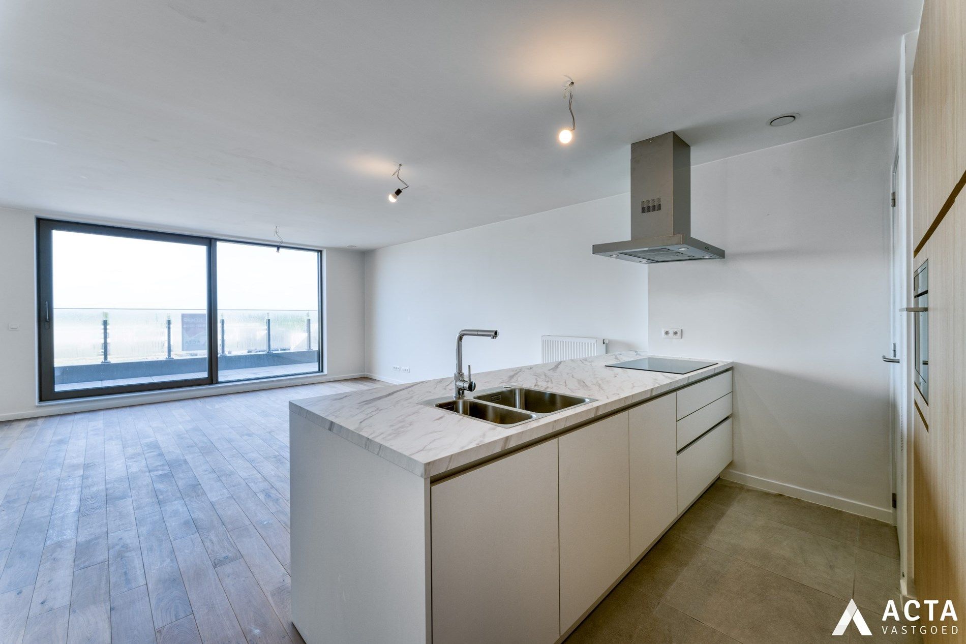 Prachtig Nieuwbouwappartement met 2 slaapkamers en terras foto 3