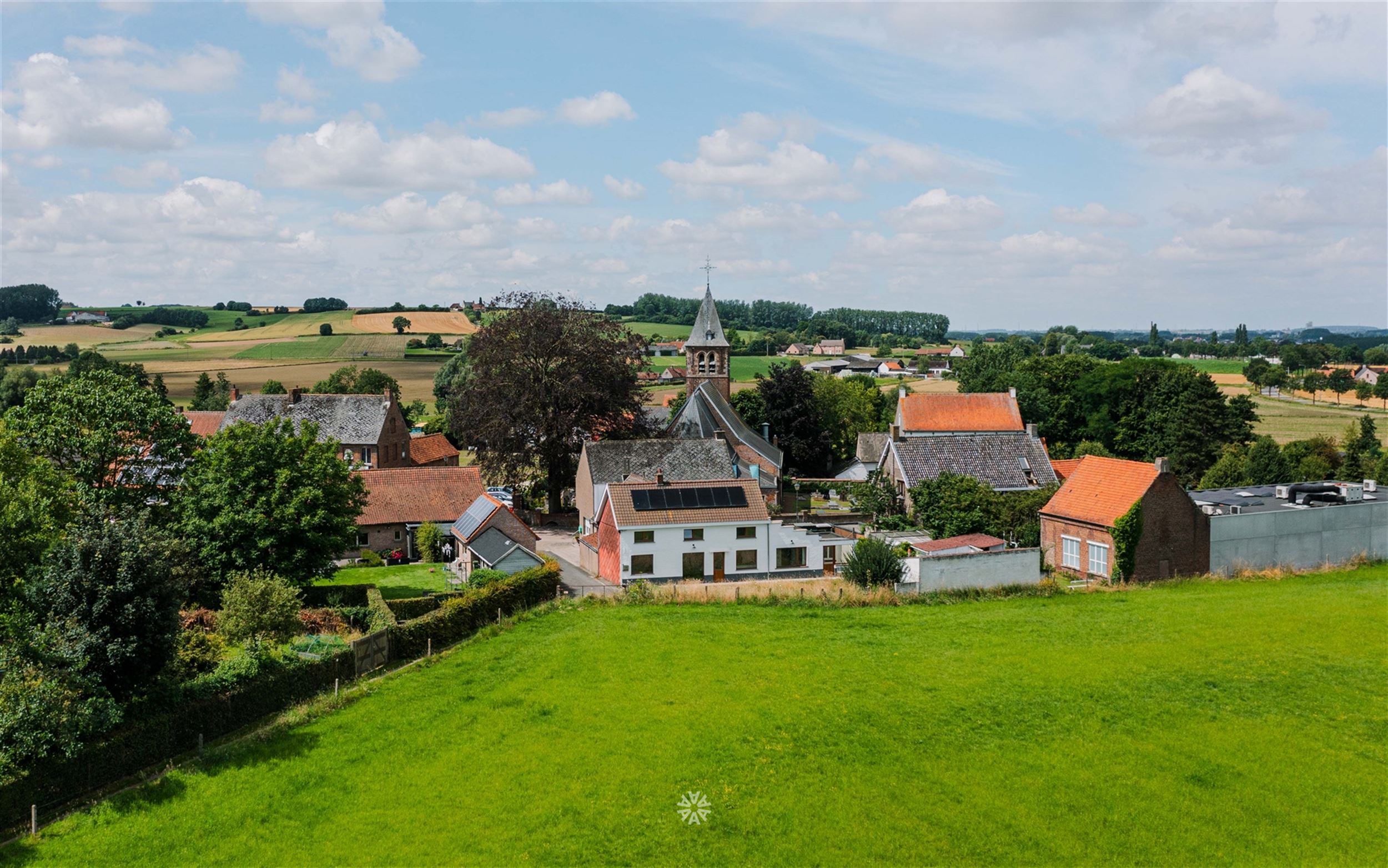 Uniek gelegen landhuis met adembenemend zicht foto 4