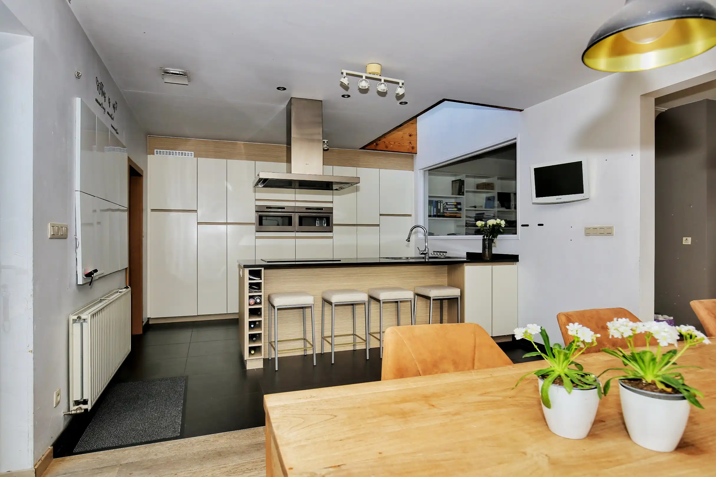 Instapklare woning met 4 slaapkamers foto 12