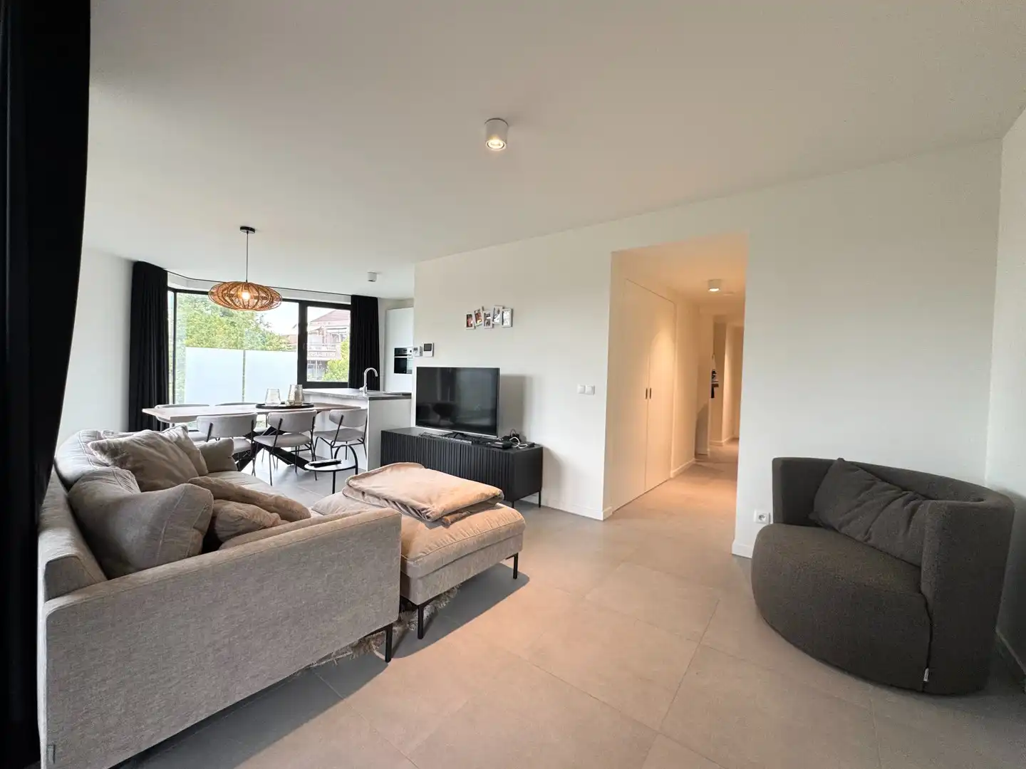 Prachtig bemeubeld appartement met 2 slaapkamers te huur nabij Genk centrum foto 9