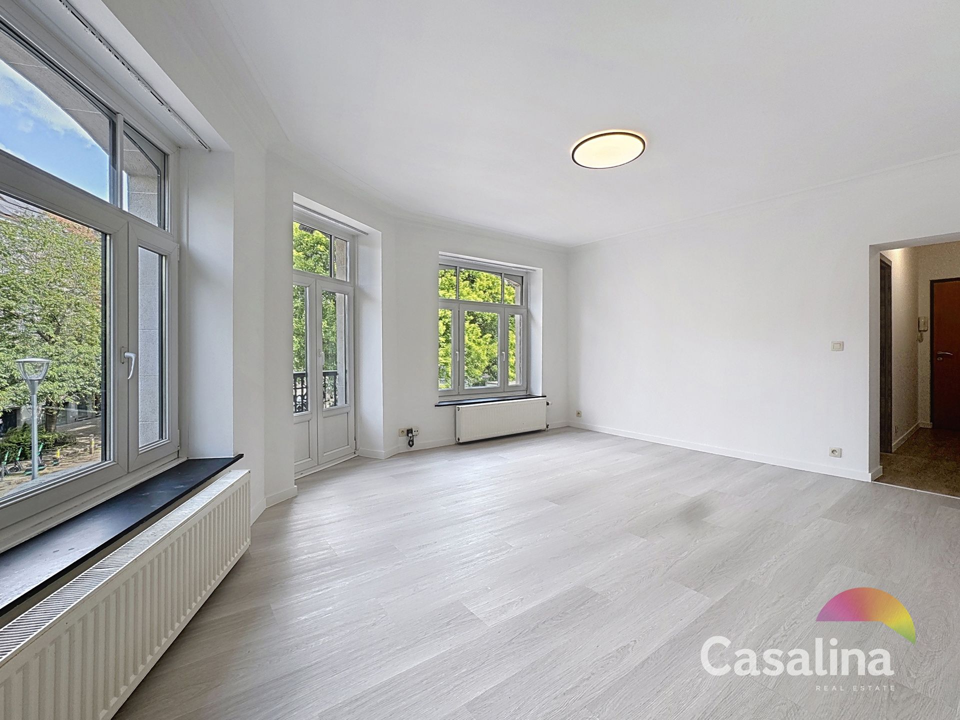 Mooi gerenoveerd 2-slaapkamer appartement te huur – Plasky foto 4
