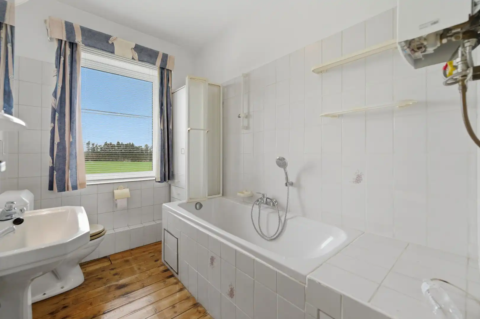 Instapklare rijwoning op een goede ligging in Tienen, met een prachtig zicht op de velden. foto 15