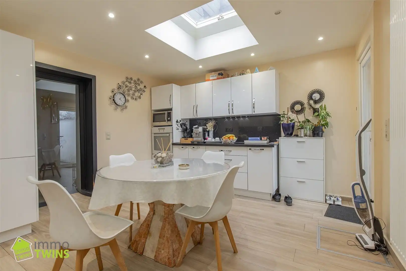 Gerenoveerde gezinswoning met tuin in Lebbeke  foto 16