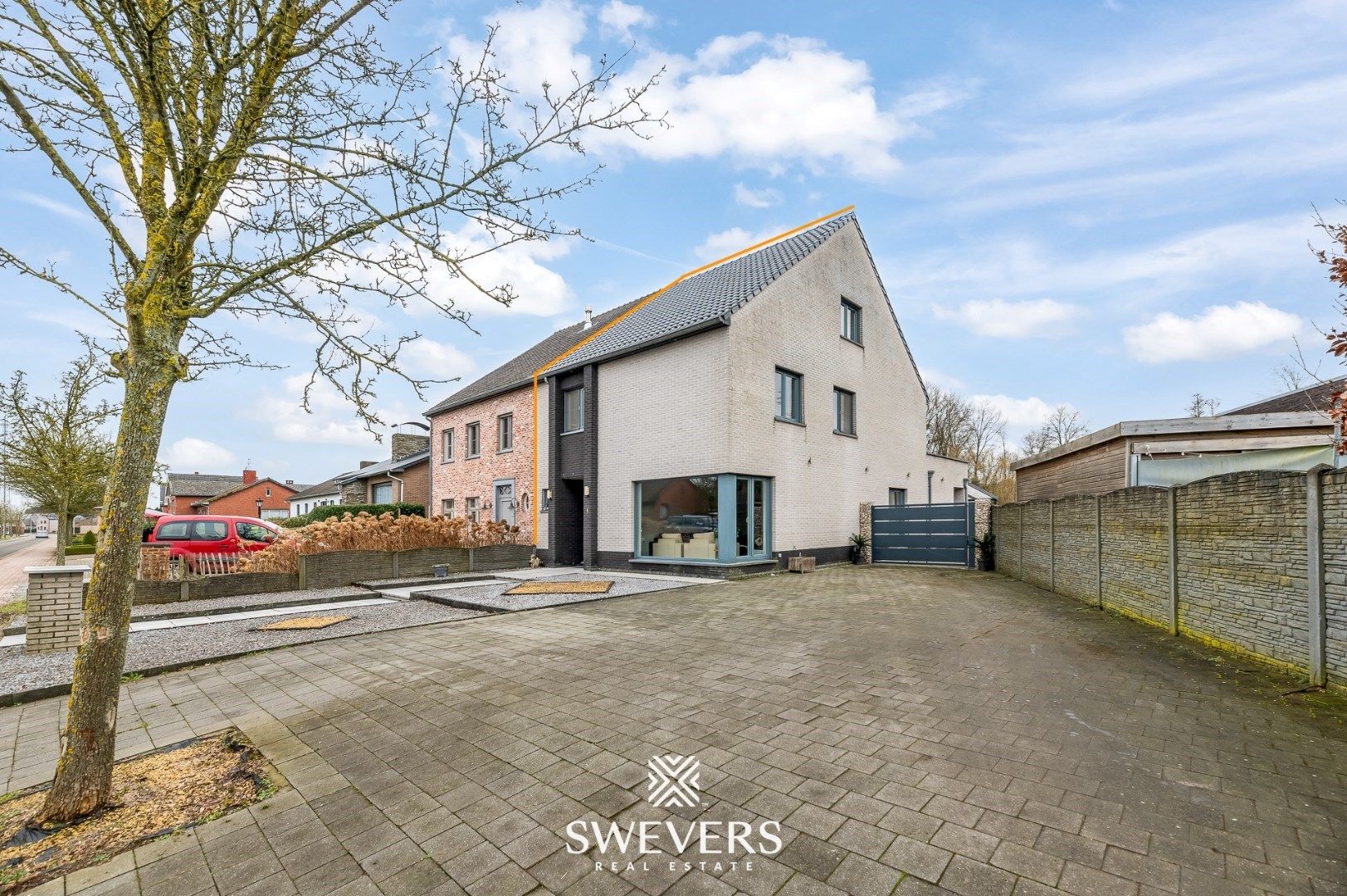 Zeer ruime, instapklare woning met 5 slaapkamers en 3 badkamers in Heusden-Zolder foto 31