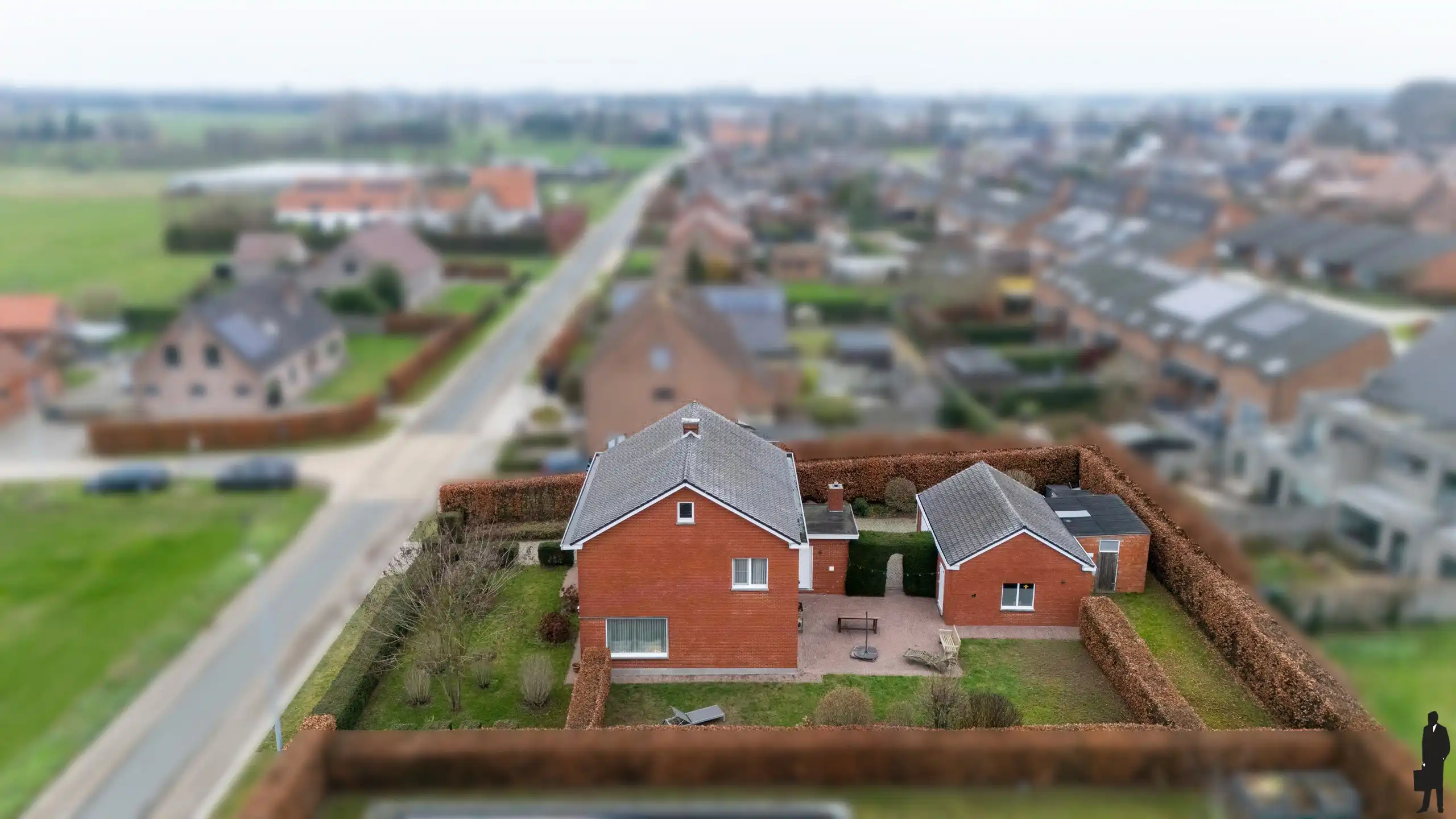 Vrijstaande woning met 4 slpk. gelegen op gunstige locatie te Minderhout foto 23