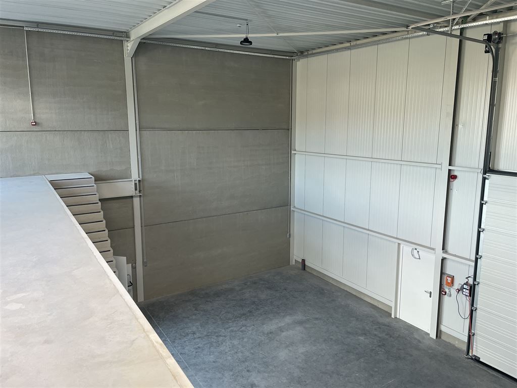 Zeer veelzijdige KMO-unit met goede zichtbaarheid foto 16