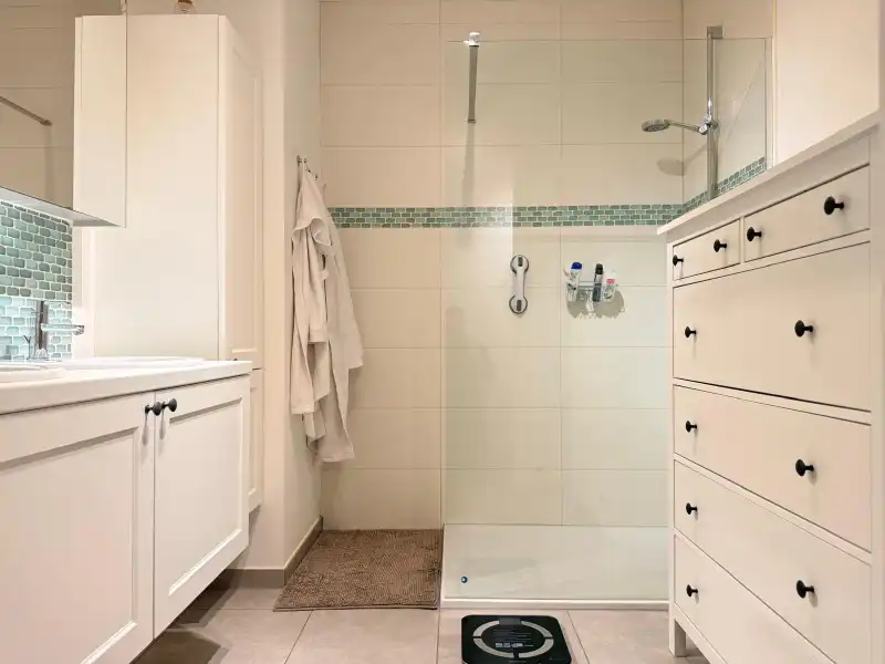 2 slaapkamer appartement met prachtig uitzicht! foto 16
