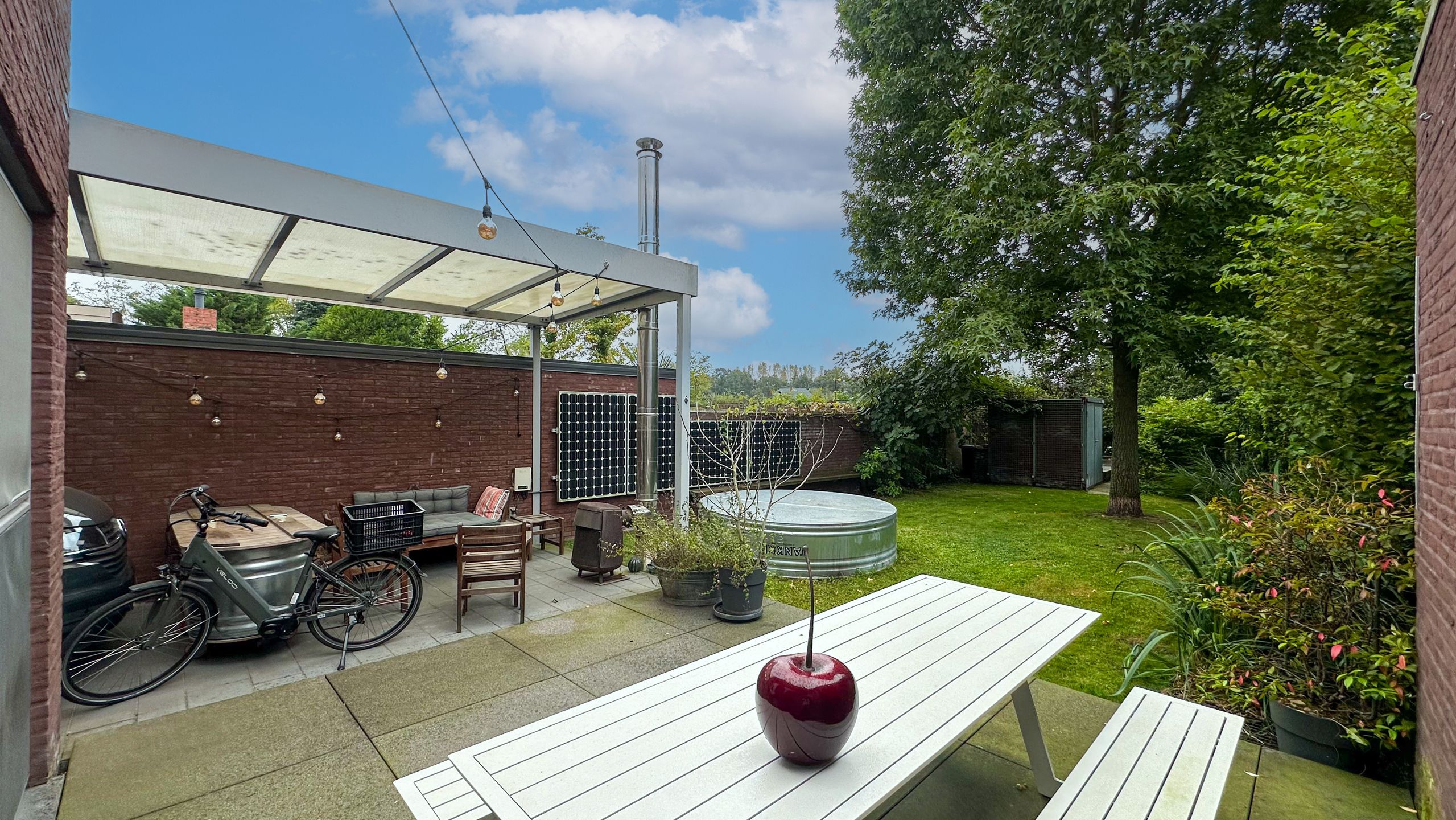 Ruime afgewerkte sfeervolle halfopen woonst met terras en tuin! foto 52