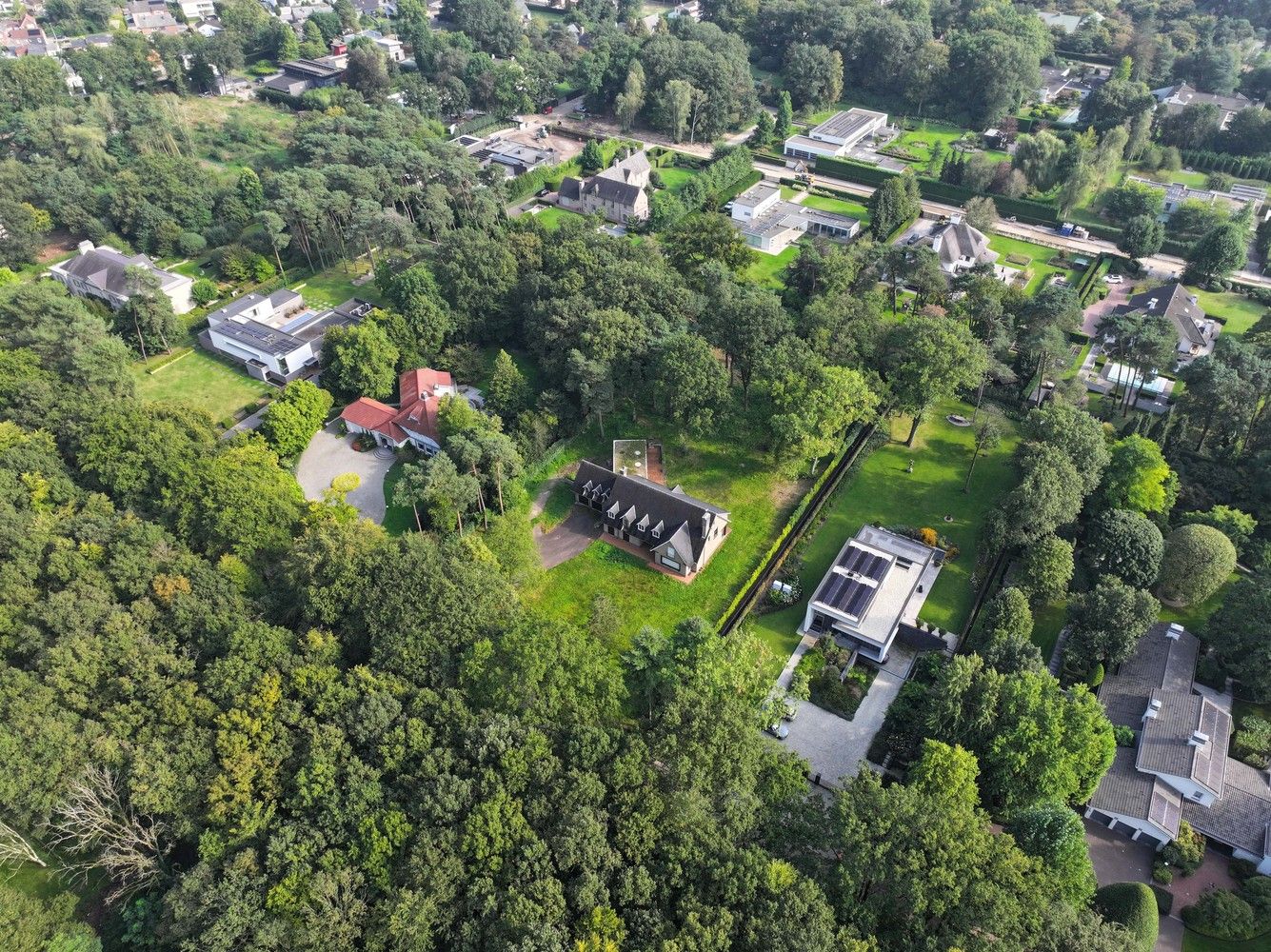 Unieke villakavel 5.600 m² (56a) op toplocatie in de luxe villawijk "Goudkust" te Lanaken foto 6