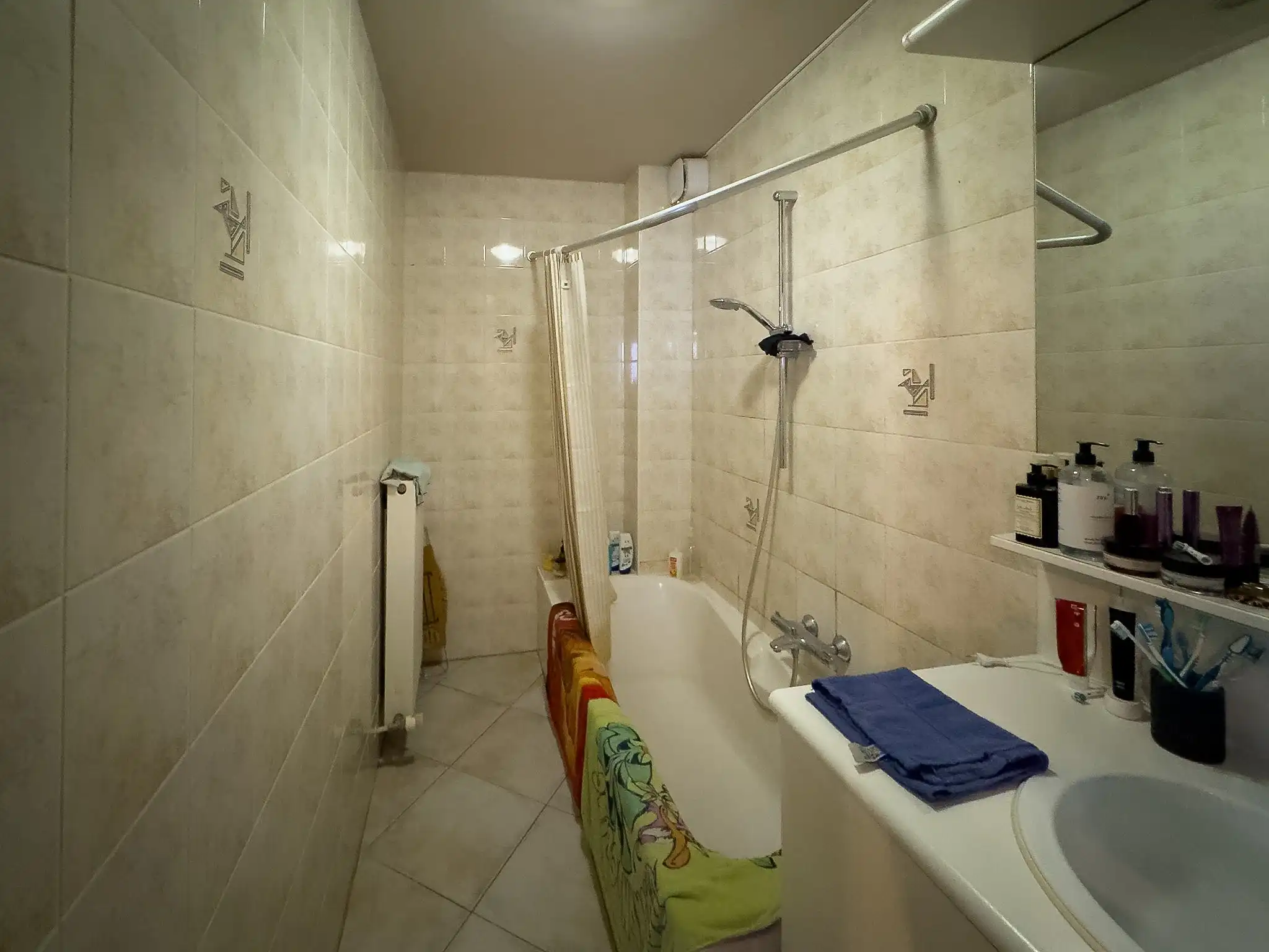 Lichtrijk en energiezuinig appartement te huur foto 6