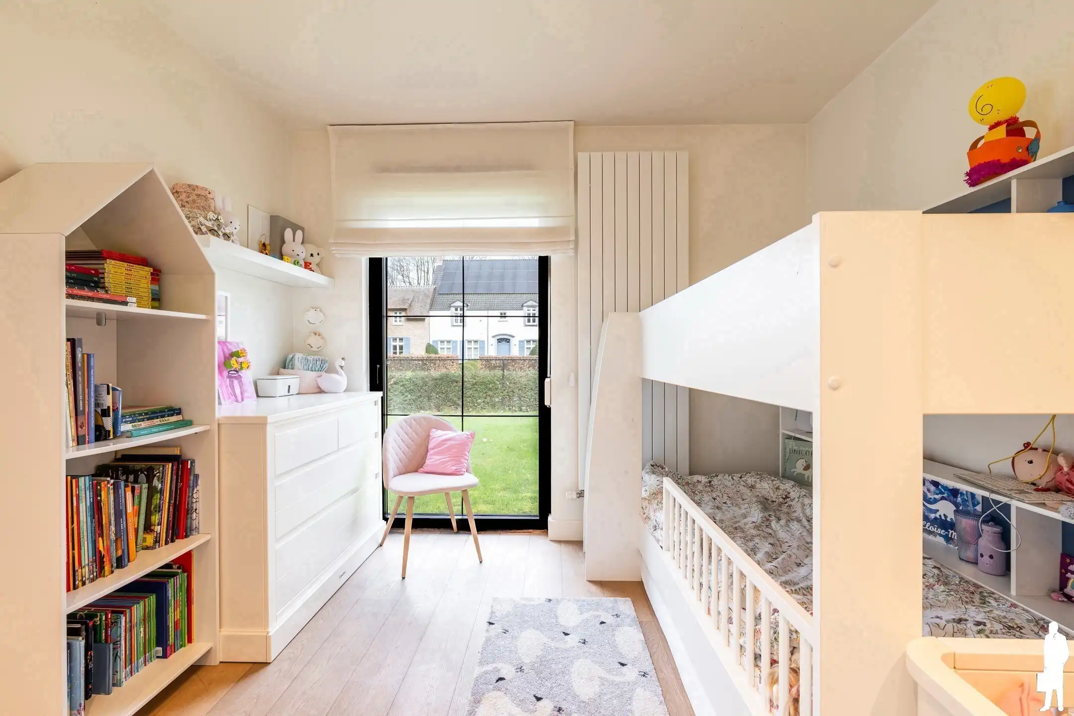 Instapklare gelijkvloerse villa op toplocatie (ca. 2.028 m²) foto 19