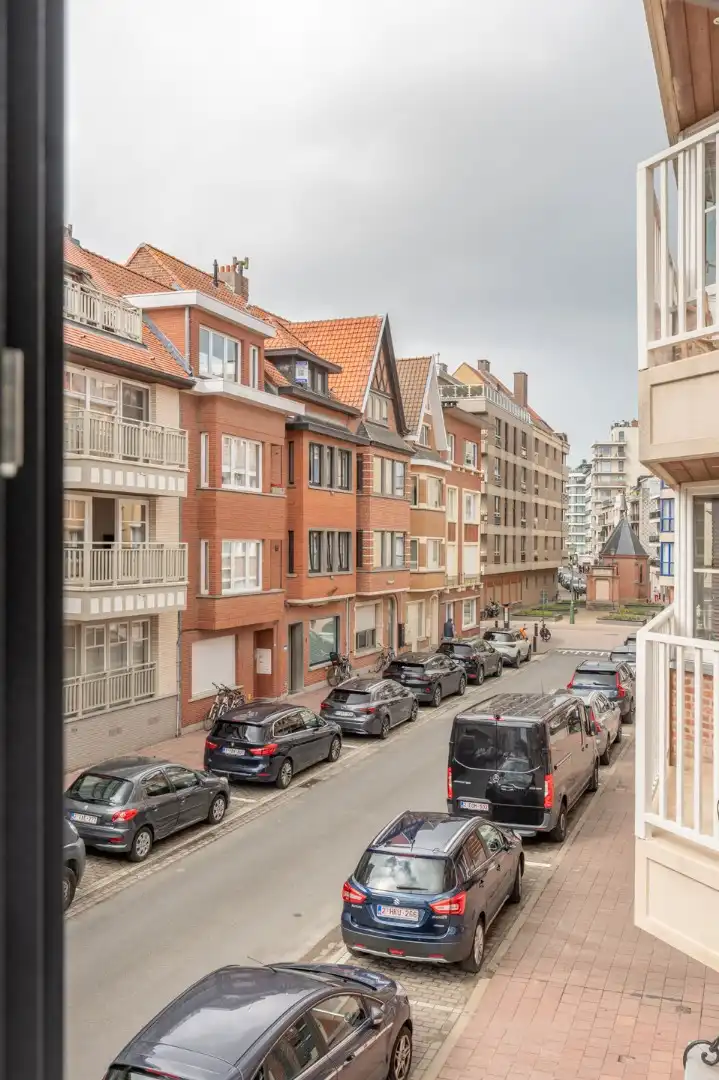 Luxueus afgewerkte nieuwbouwwoning met 4 slaapkamers op enkele stappen van de zee in Heist-aan-Zee foto 41
